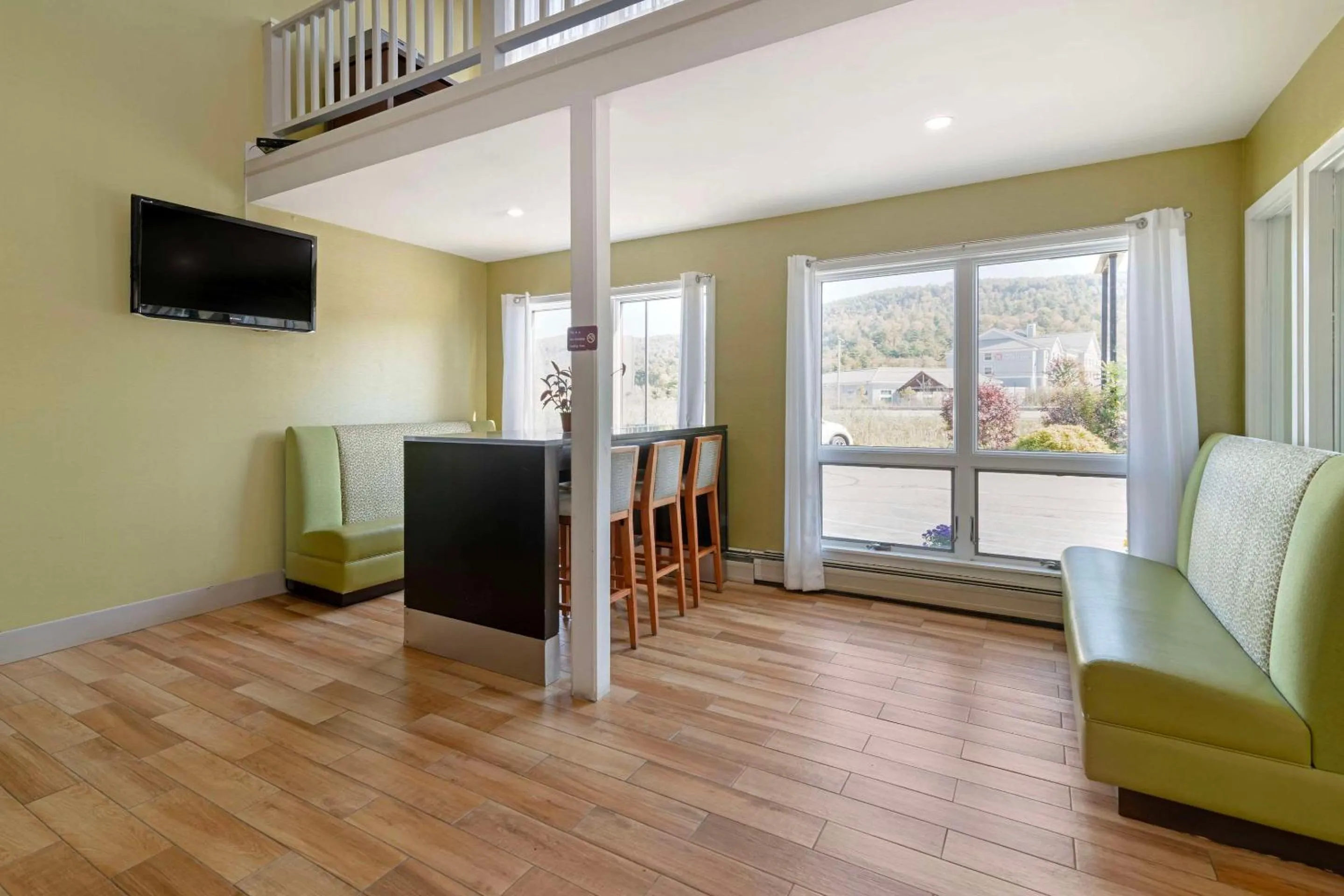 Meeting/conference room in Quality Inn Lebanon - Hanover