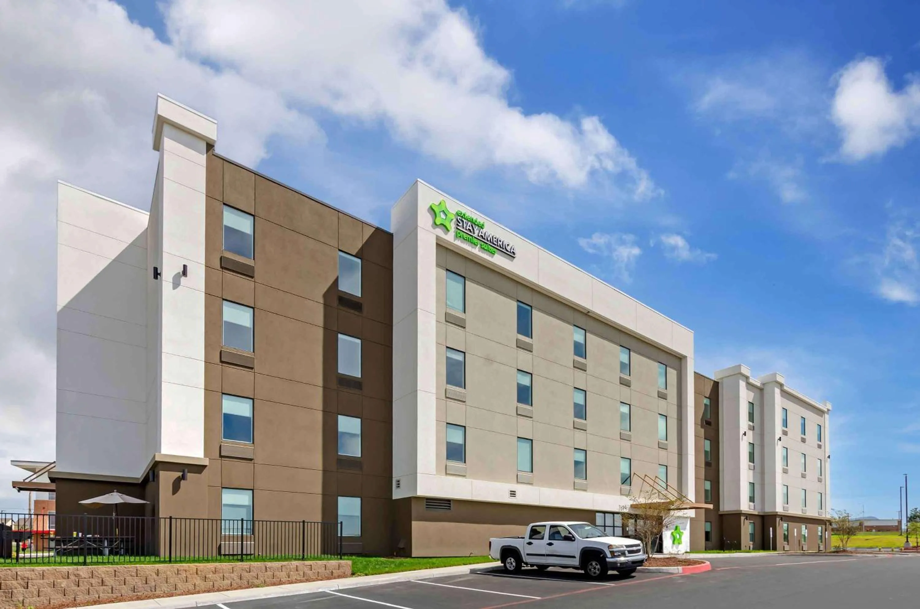 Property building in Extended Stay America Premier Suites - Harrisonburg