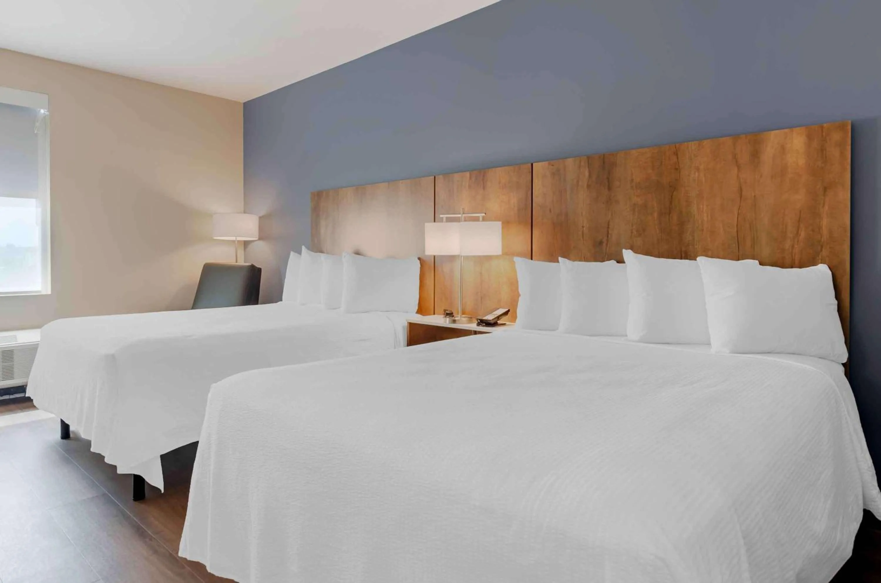 Bedroom, Bed in Extended Stay America Premier Suites - Harrisonburg