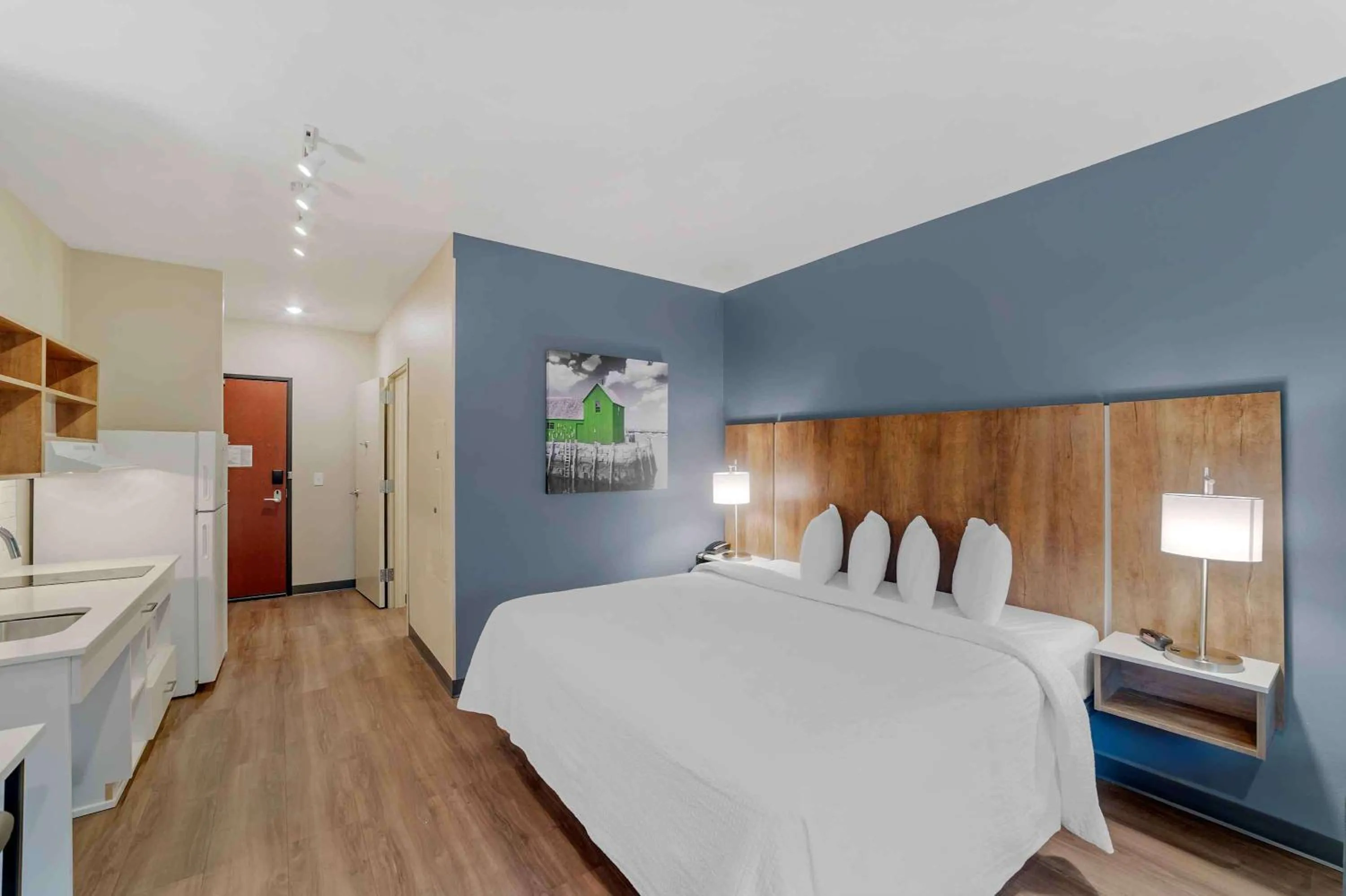 Bedroom, Bed in Extended Stay America Premier Suites - Asheville