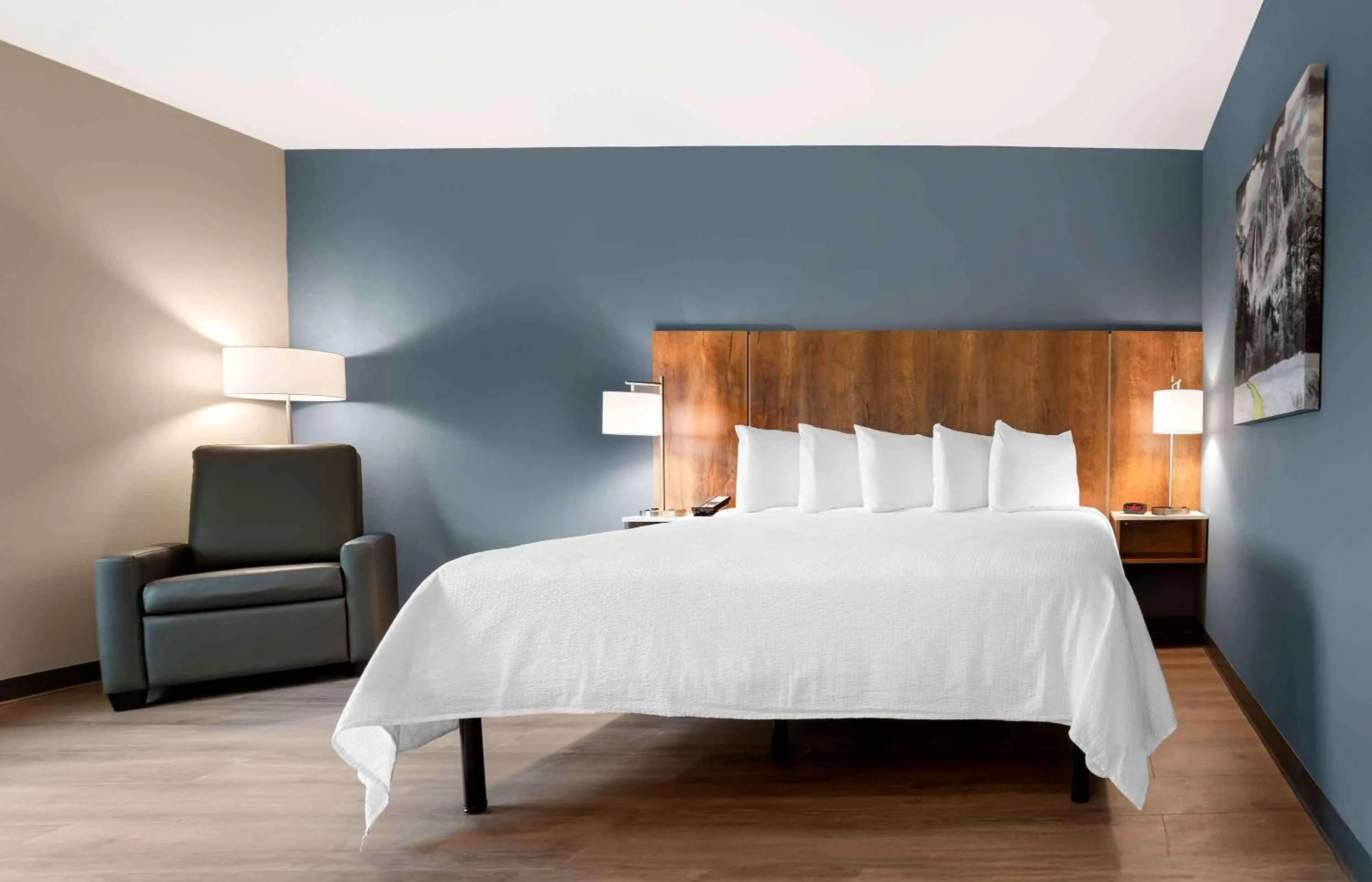 Bedroom, Bed in Extended Stay America Premier Suites - Pensacola - NAS Corry Station