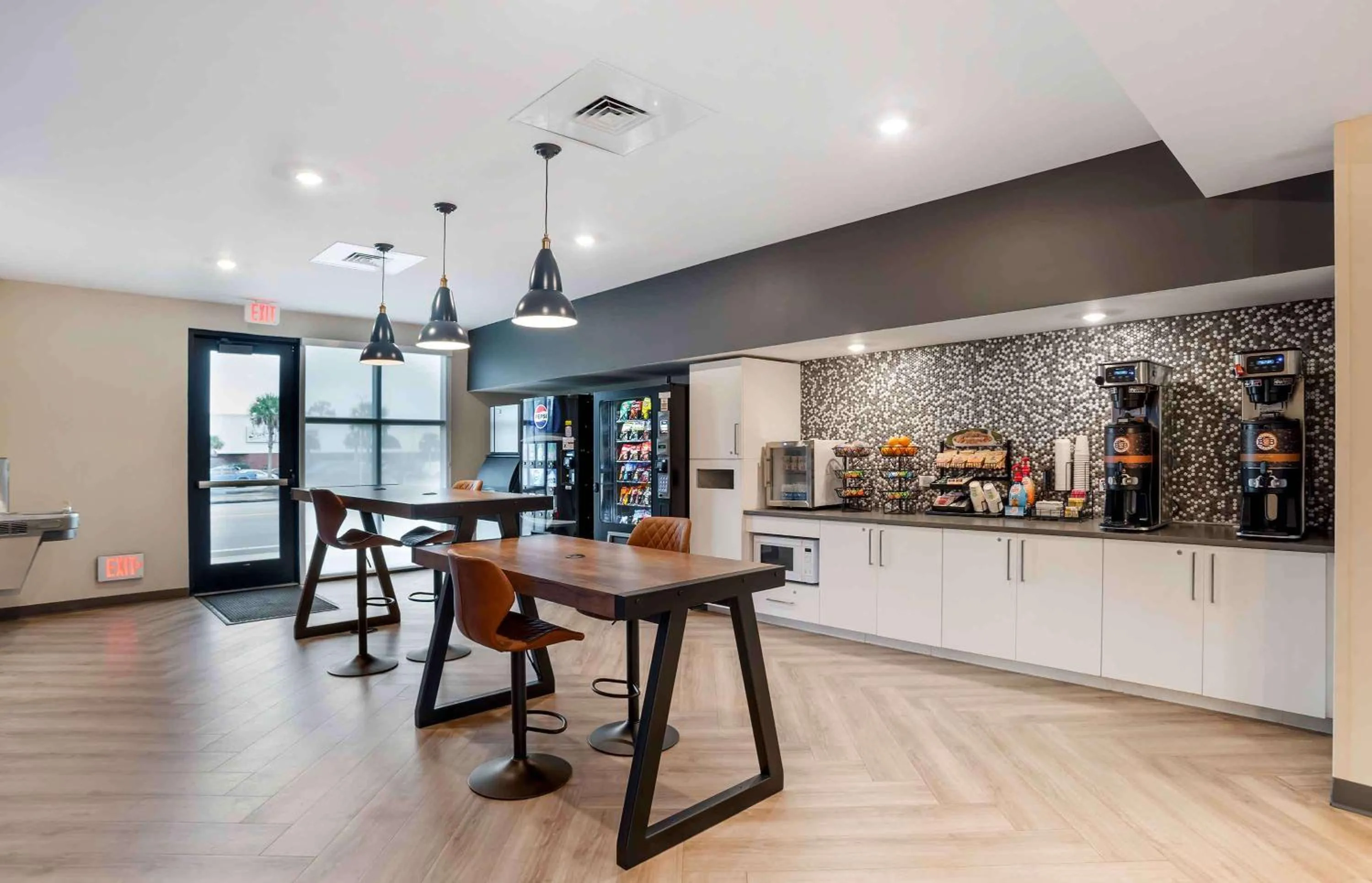 Breakfast in Extended Stay America Premier Suites - Pensacola - NAS Corry Station