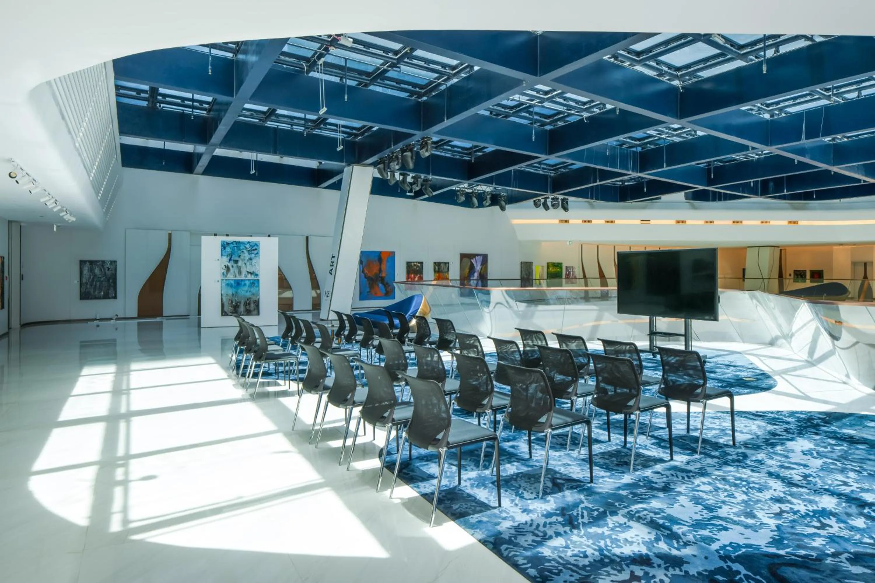 TV and multimedia in ME Dubai Residences