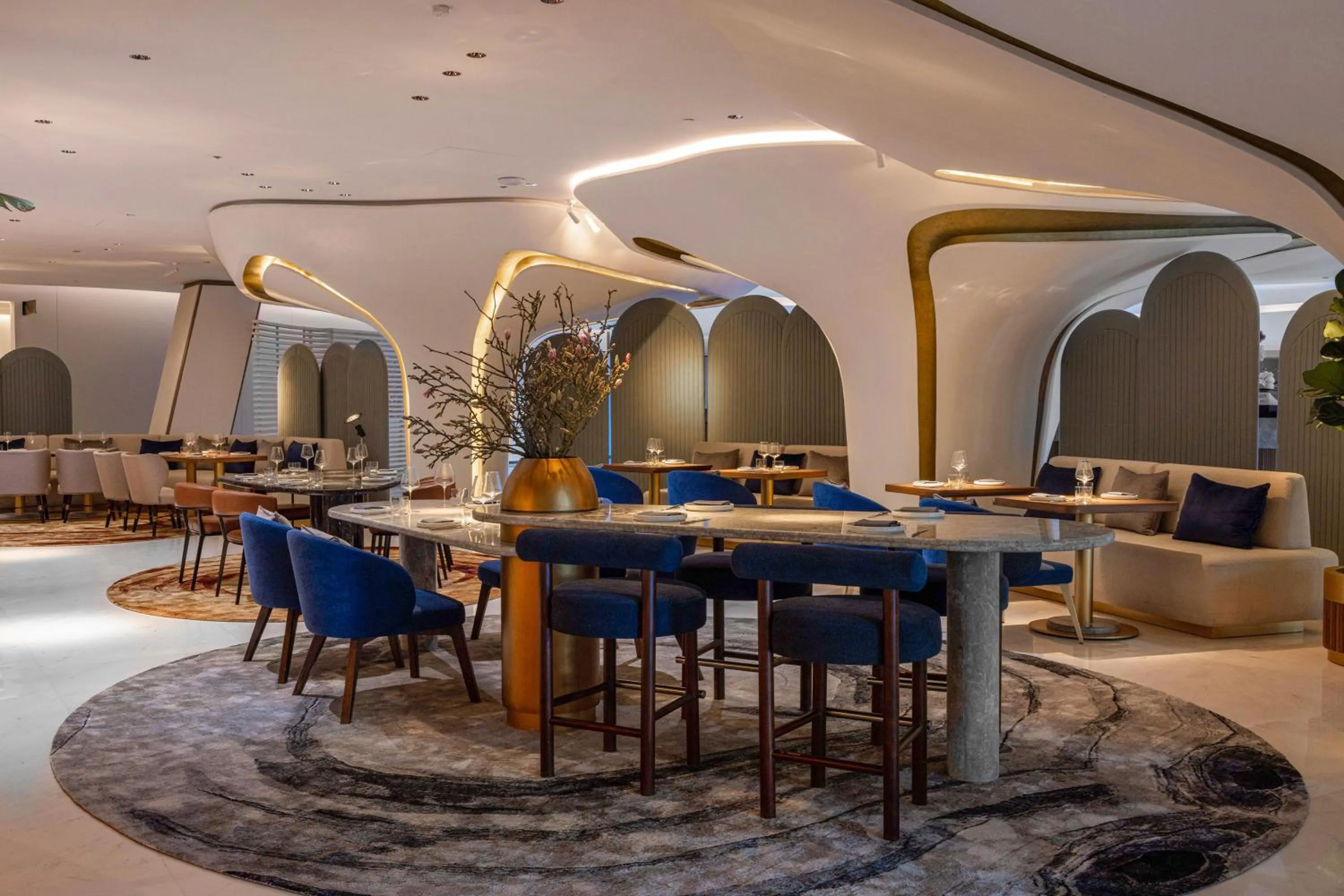 Restaurant/places to eat in ME Dubai Residences