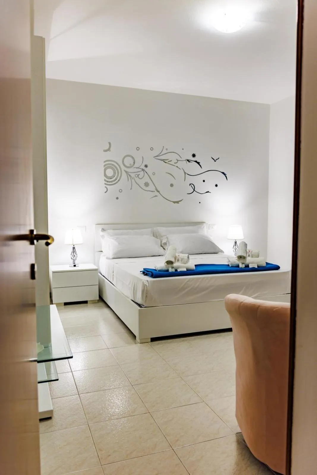 Bedroom, Bed in Mario&Elena House