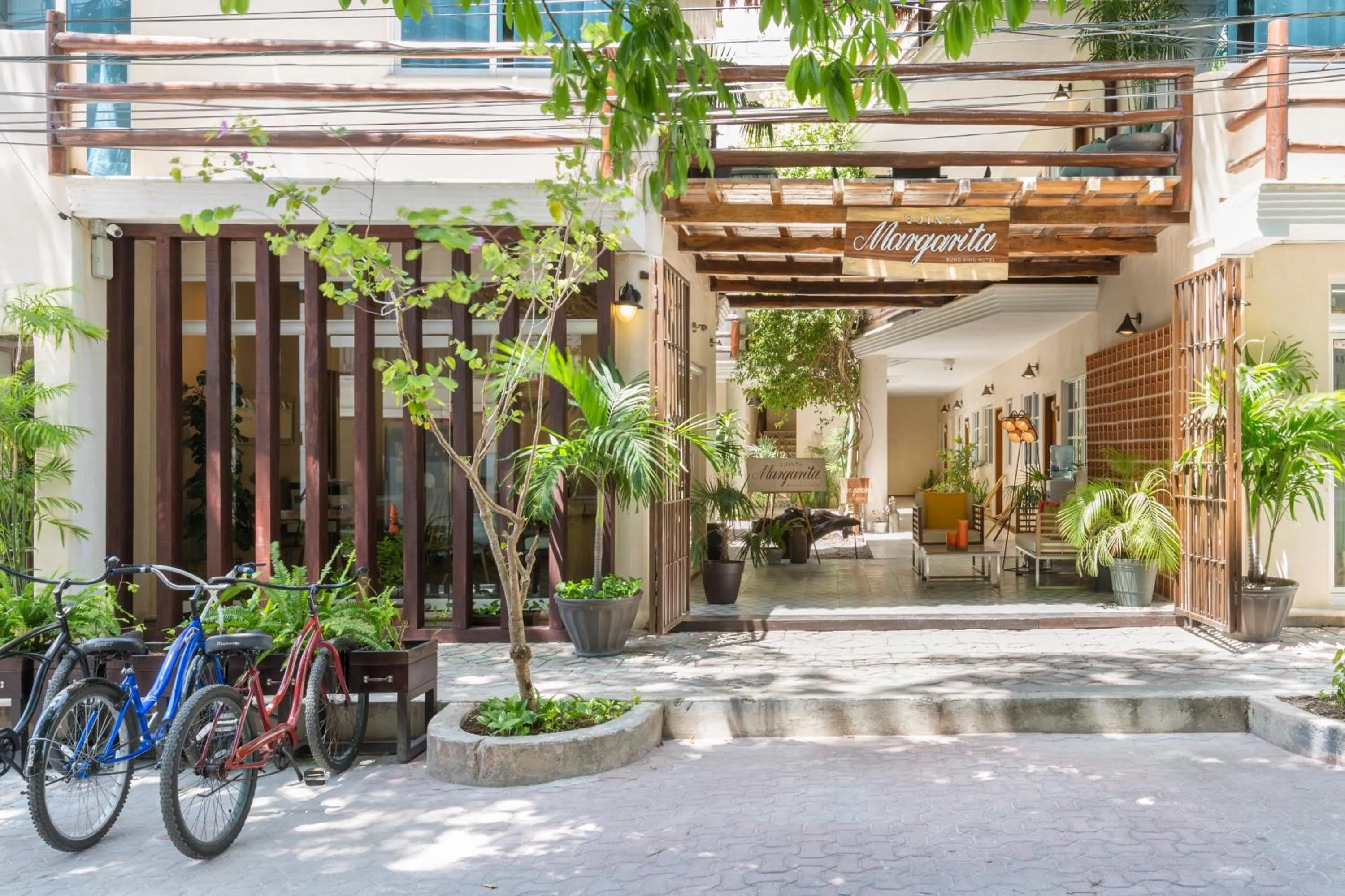 Property building in Quinta Margarita - Boho Chic Hotel