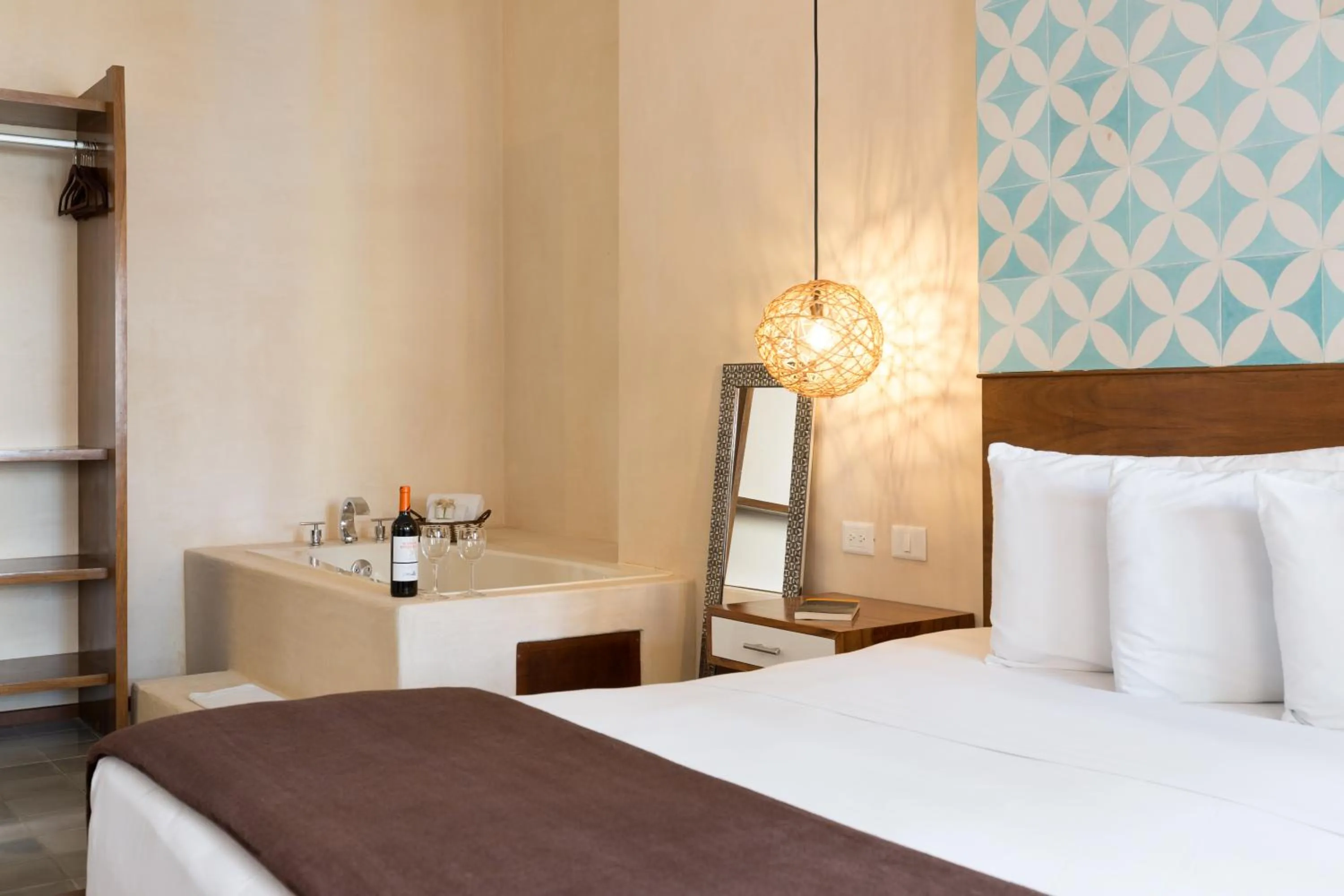 Photo of the whole room, Bed in Quinta Margarita - Boho Chic Hotel