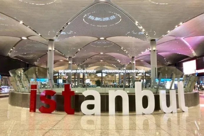 Text overlay in BZN Airport Hotel