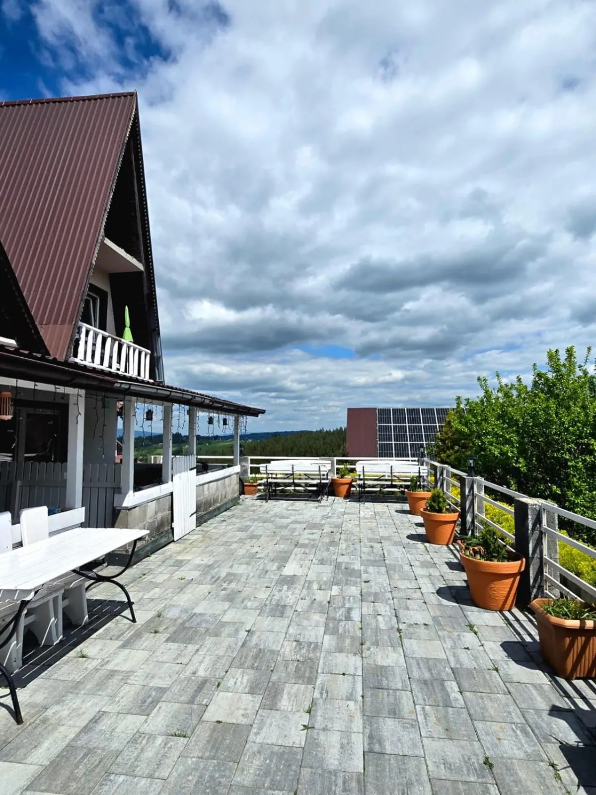 Grota zbójnicka apartament i pokoje