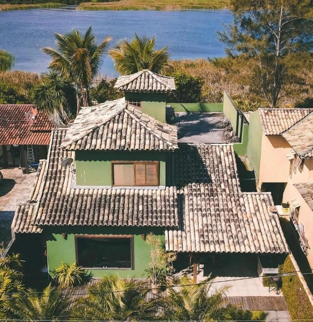 Lagoon Geribá House