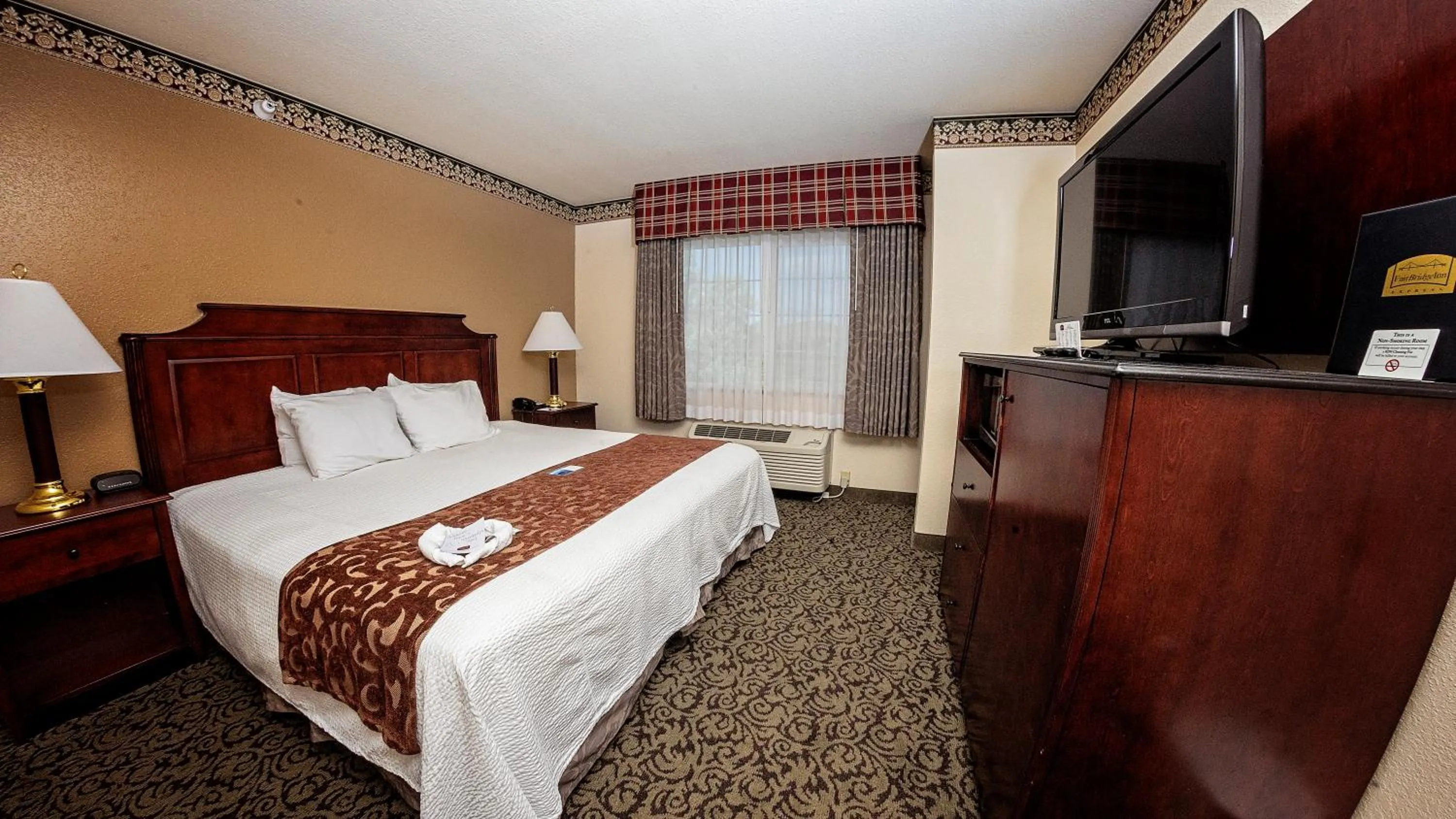 Bed in FairBridge Inn Express Dillon