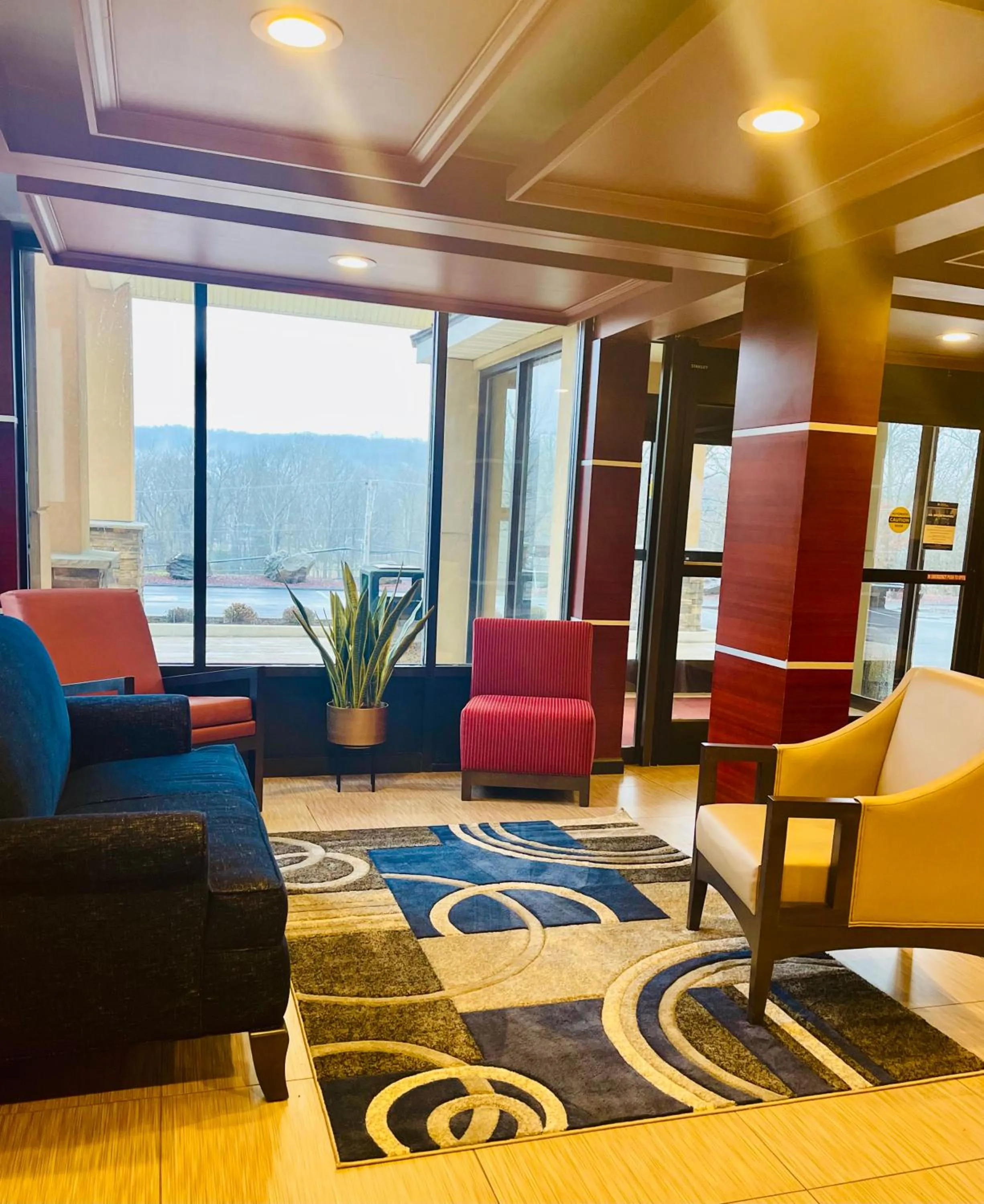 Lobby or reception in BEST WESTERN PLUS Poconos