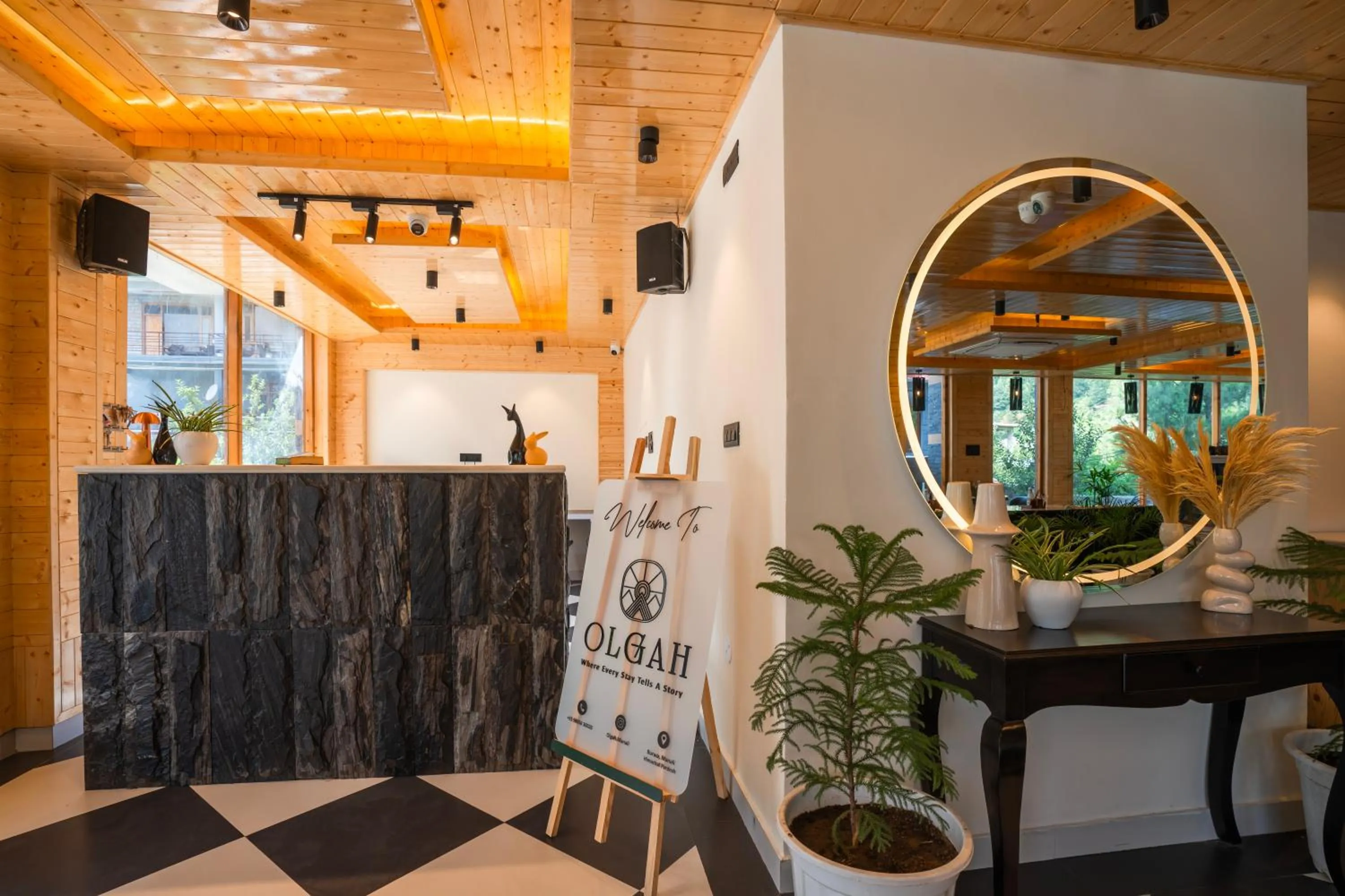 Lobby or reception in Olgah Manali