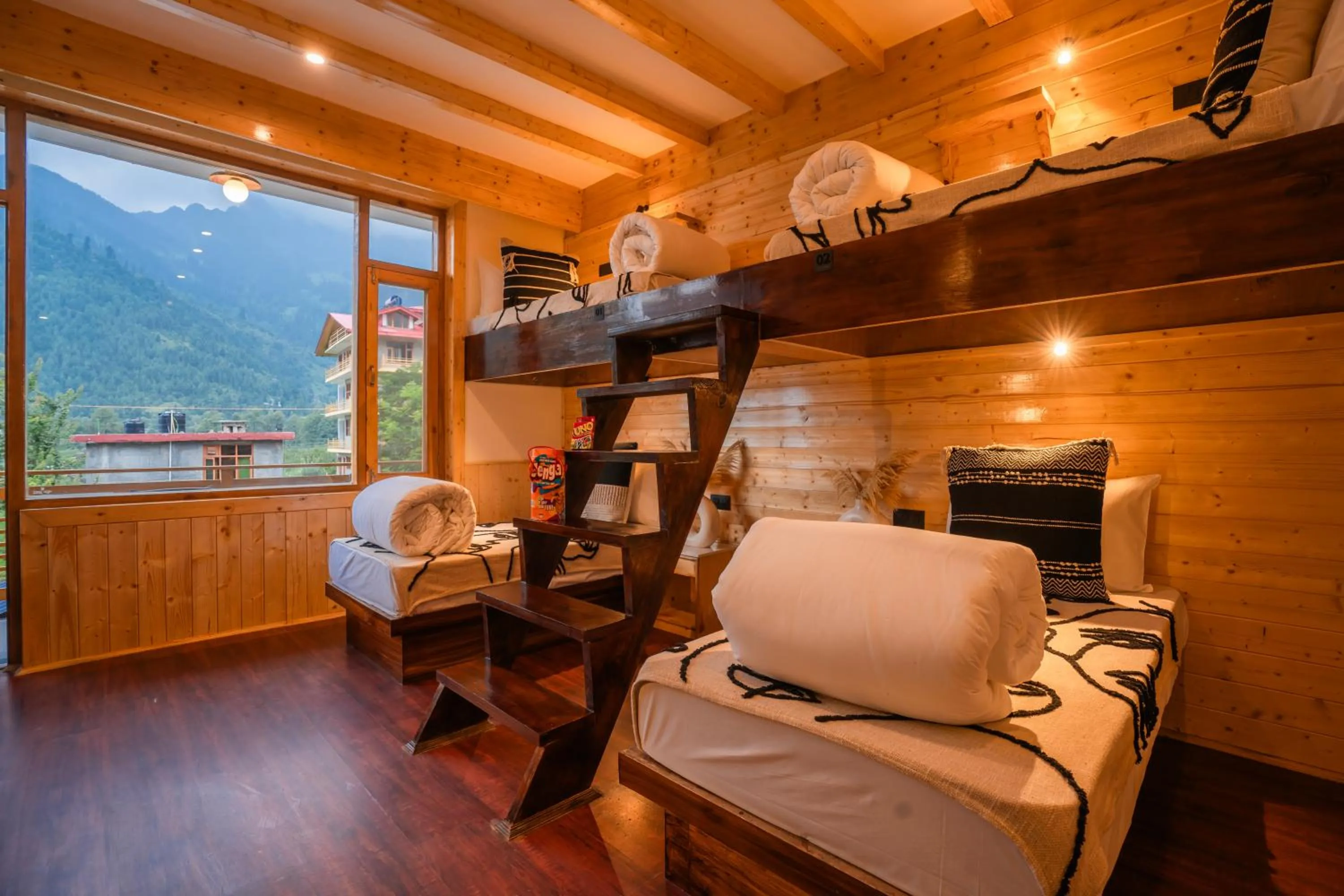 Mountain view in Olgah Manali