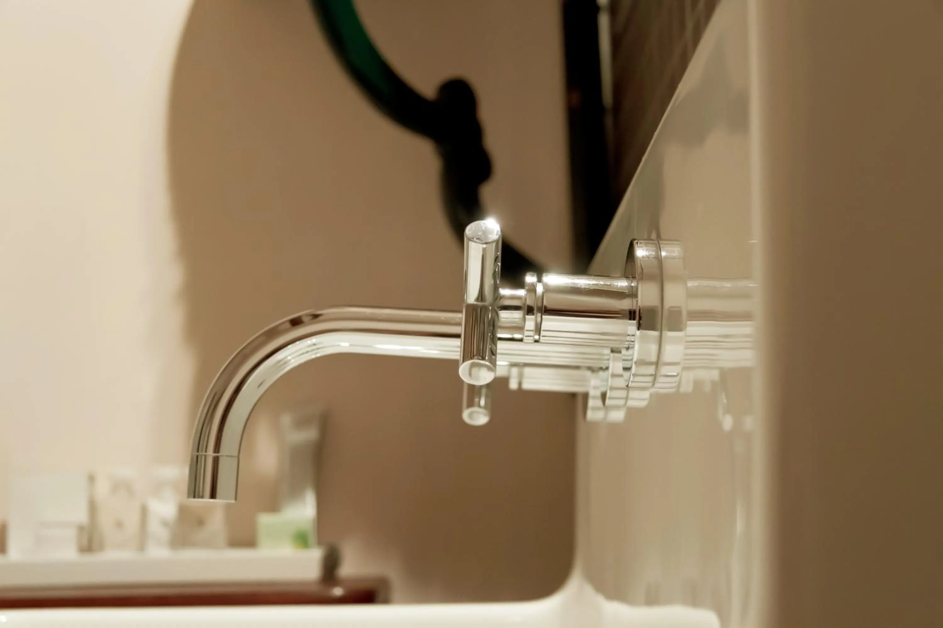 Bathroom in Suitehotel Pincoffs