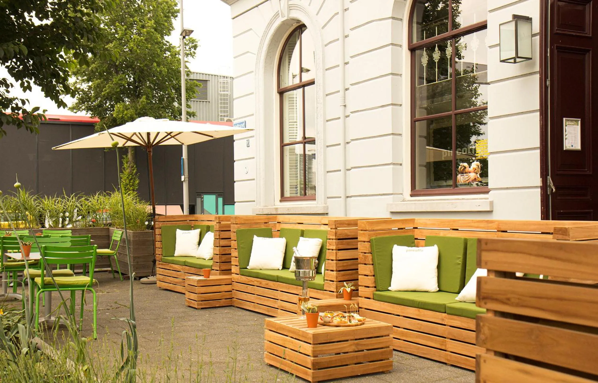 Balcony/Terrace in Suitehotel Pincoffs