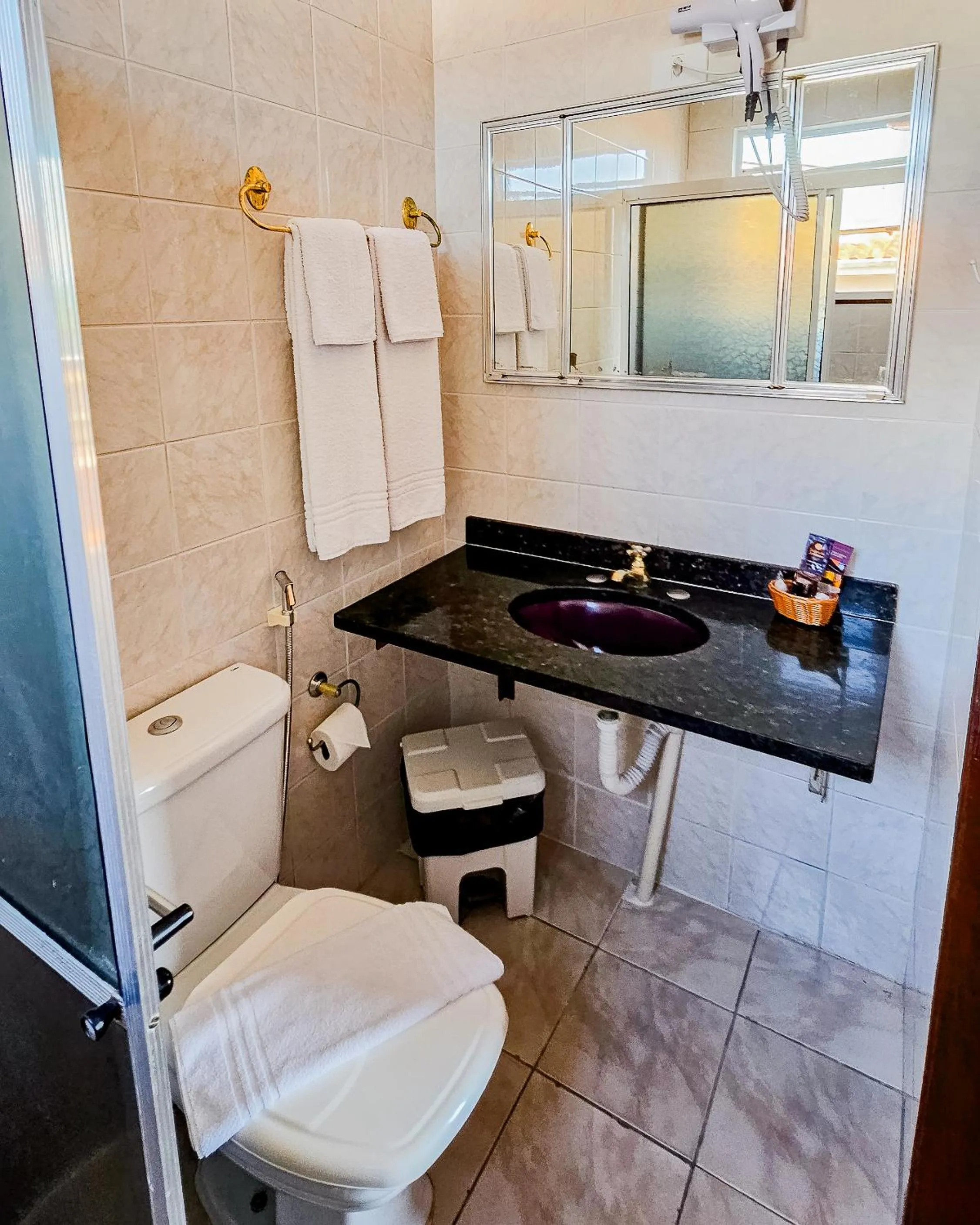 Bathroom in Pousada Amanhecer do Itaguá