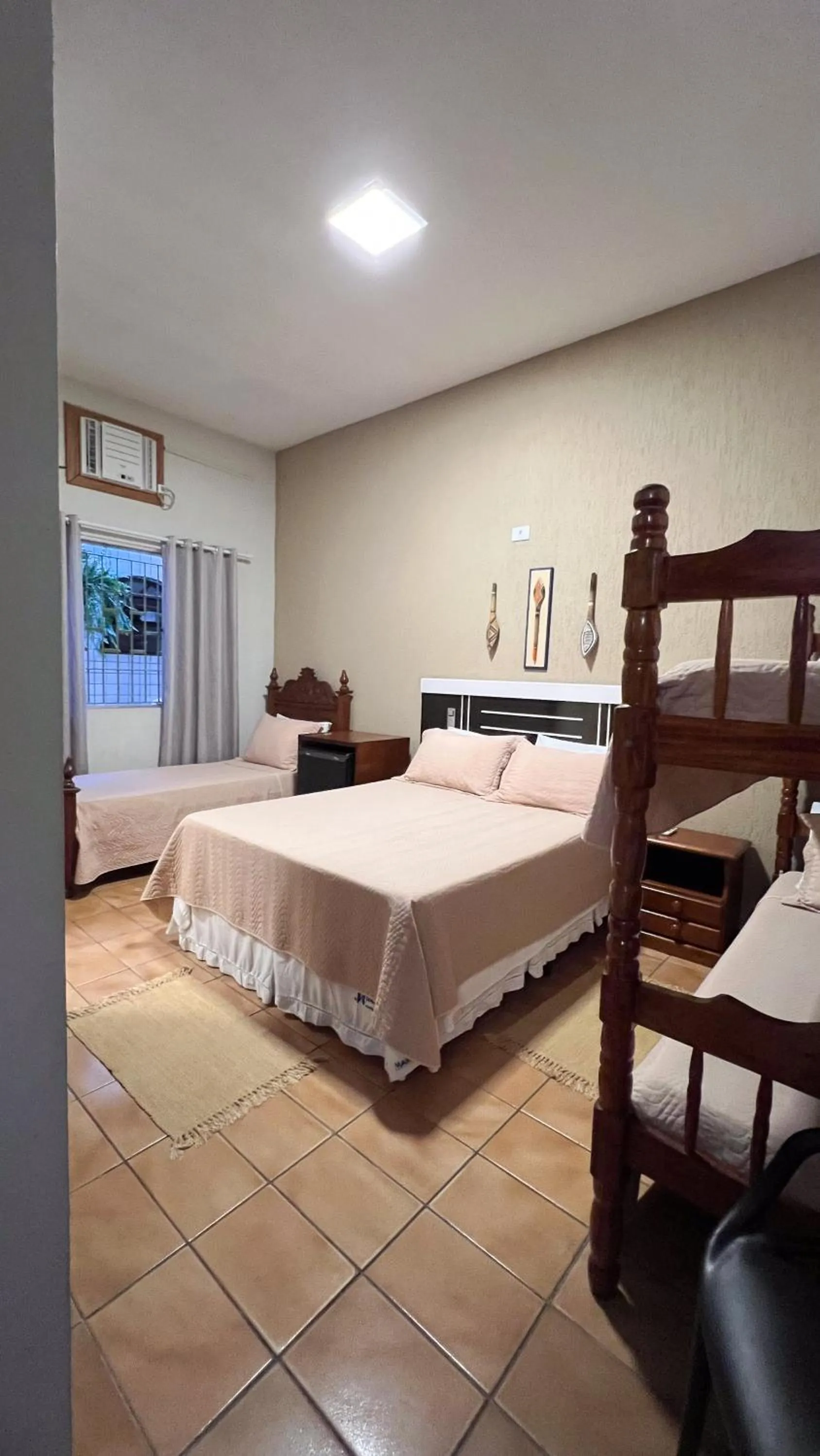 Photo of the whole room in Pousada Amanhecer do Itaguá