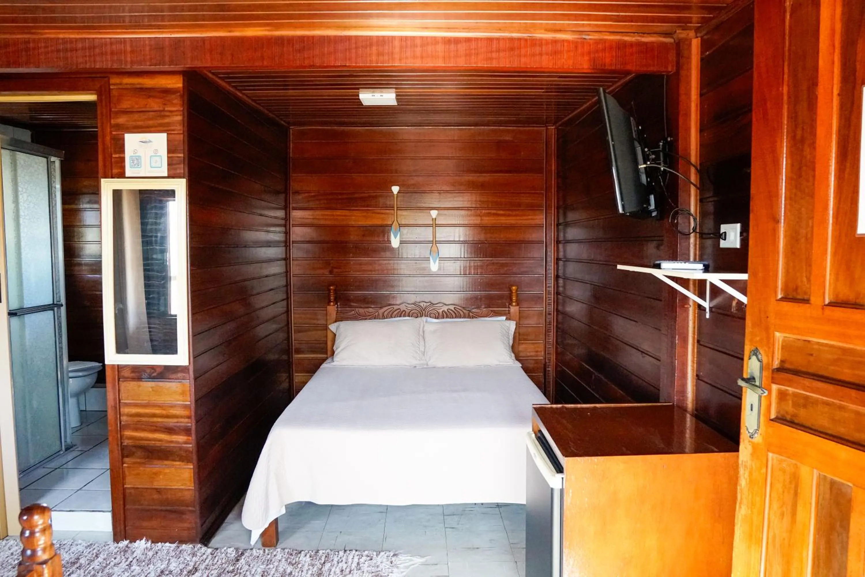 TV and multimedia in Pousada Amanhecer do Itaguá