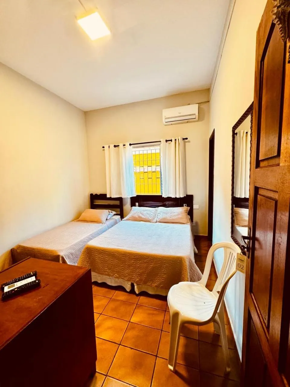 Triple Room - single occupancy in Pousada Amanhecer do Itaguá