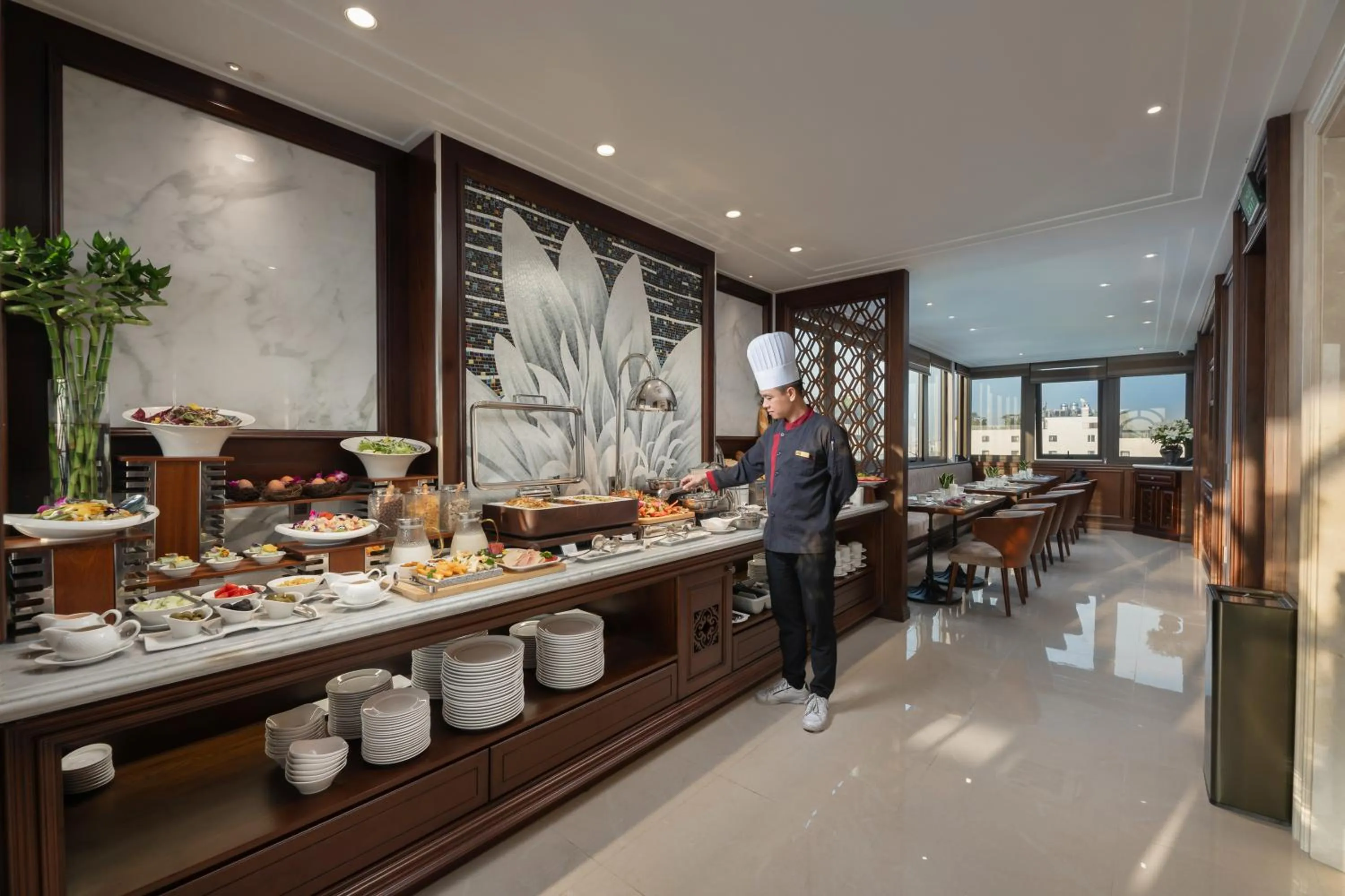 Restaurant/places to eat in The Q Boutique Hotel