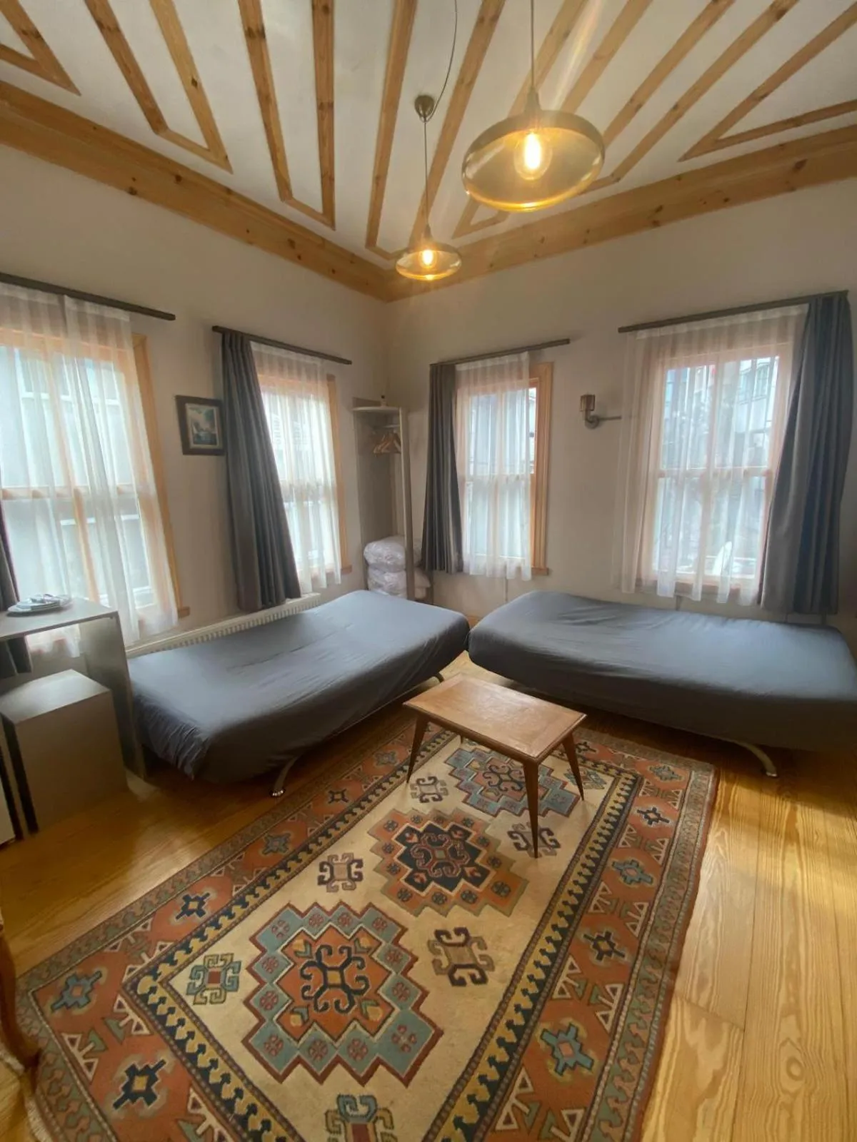 Living room, Bed in HanFlats