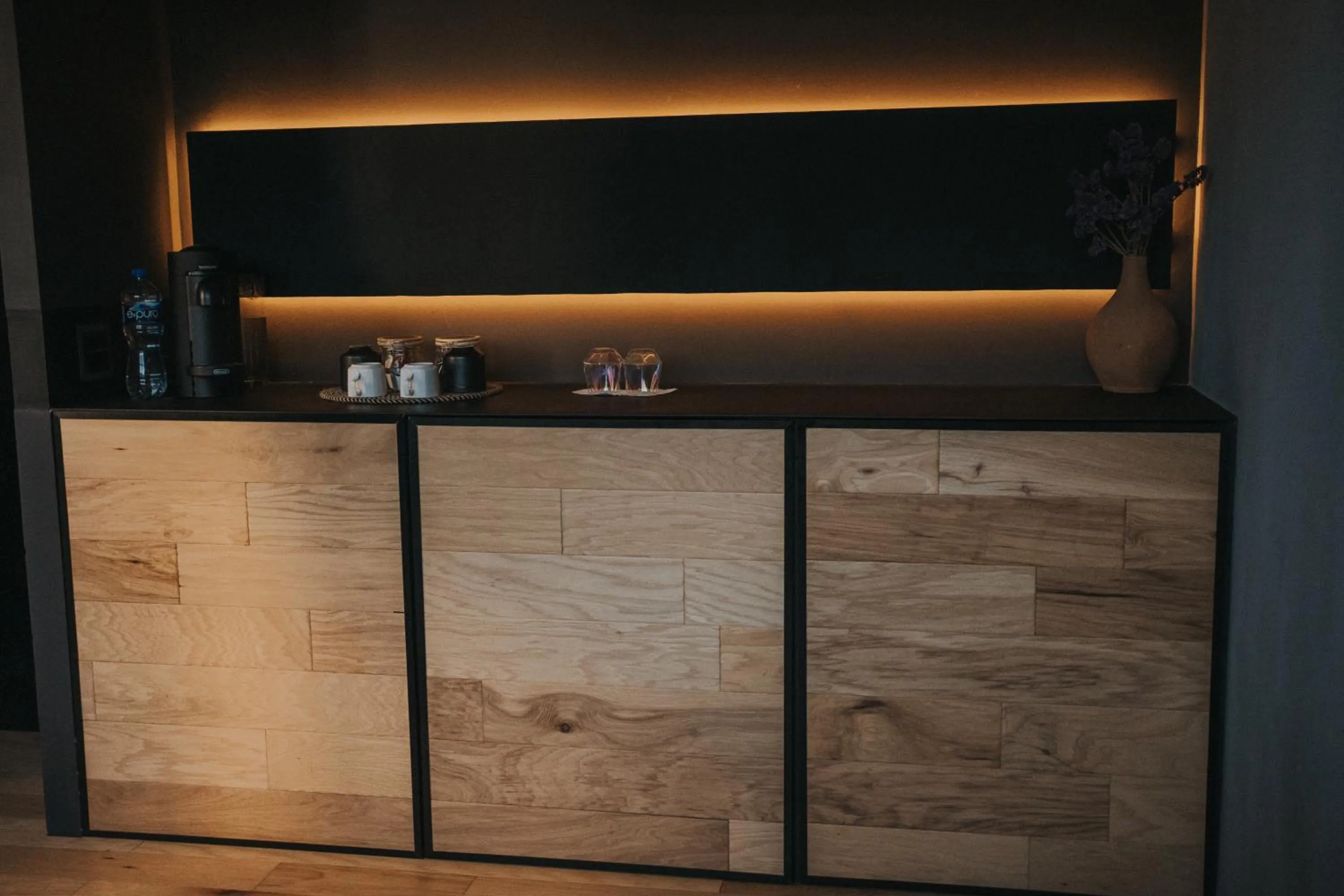 Coffee/tea facilities in Dolmen Hotel Boutique