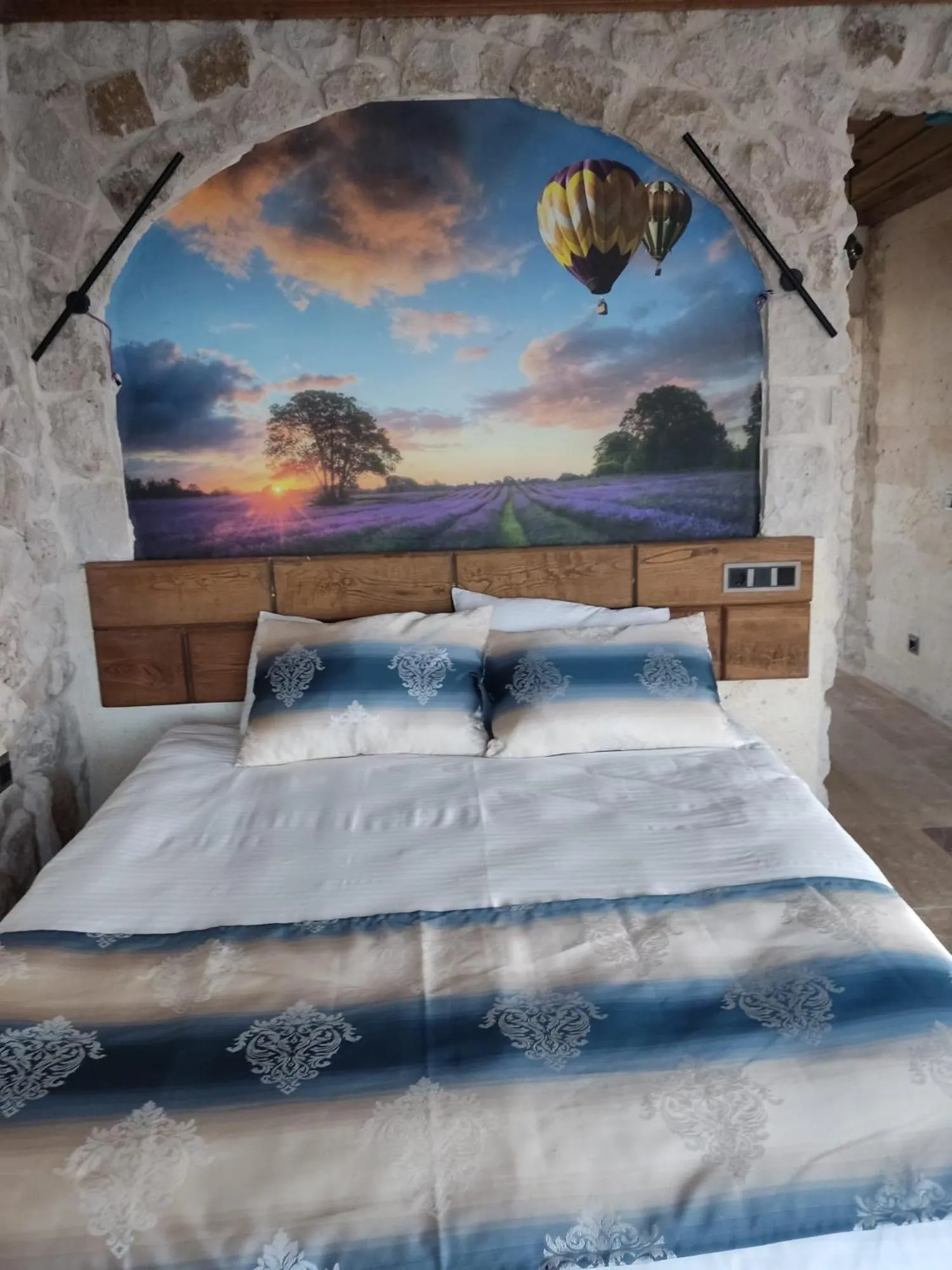 Bed in Fiesta Stone House