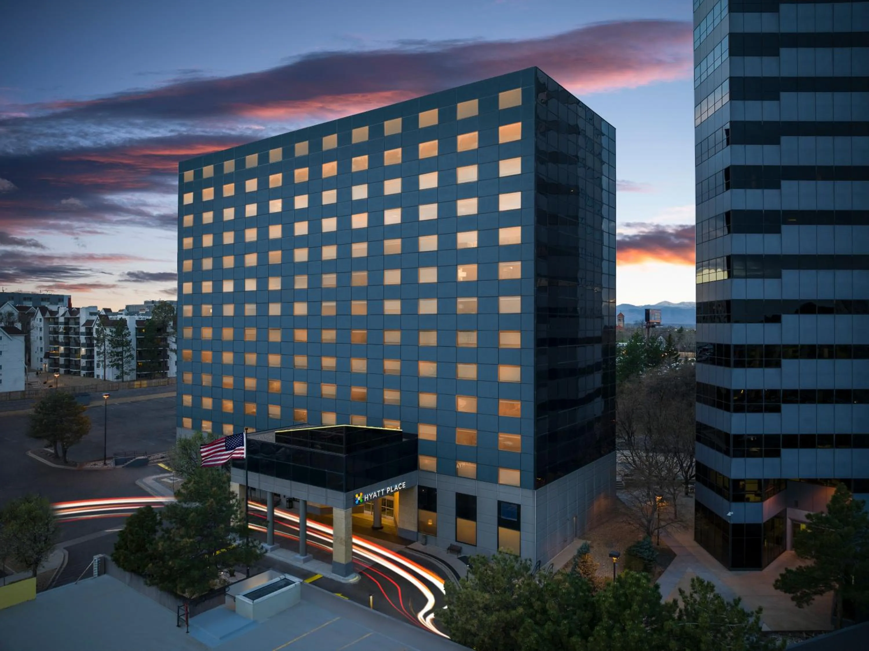 Property building in Hyatt Place Denver Cherry Creek