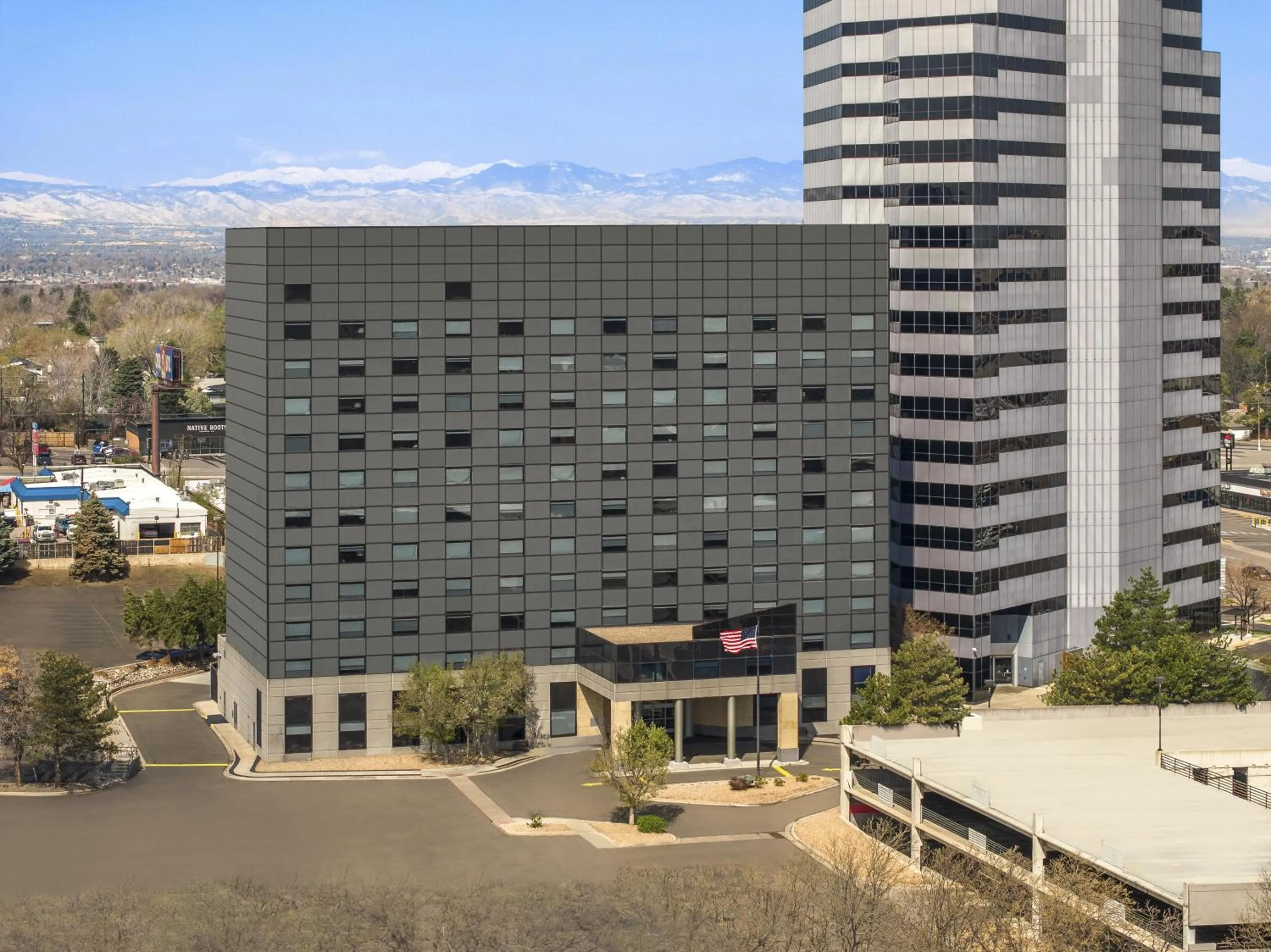 Property building in Hyatt Place Denver Cherry Creek