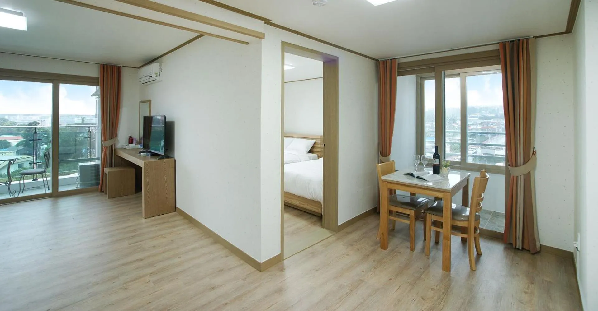 Bed in Bowhill Resort & Pension