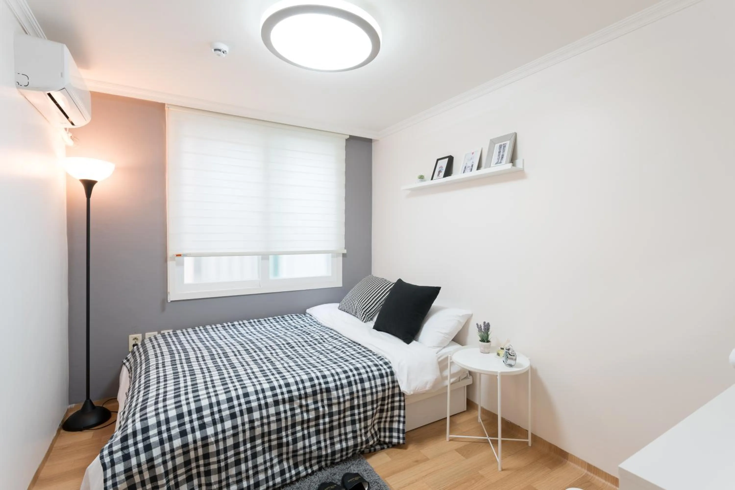 Bedroom, Bed in The Blossom Yeonnam Guesthouse