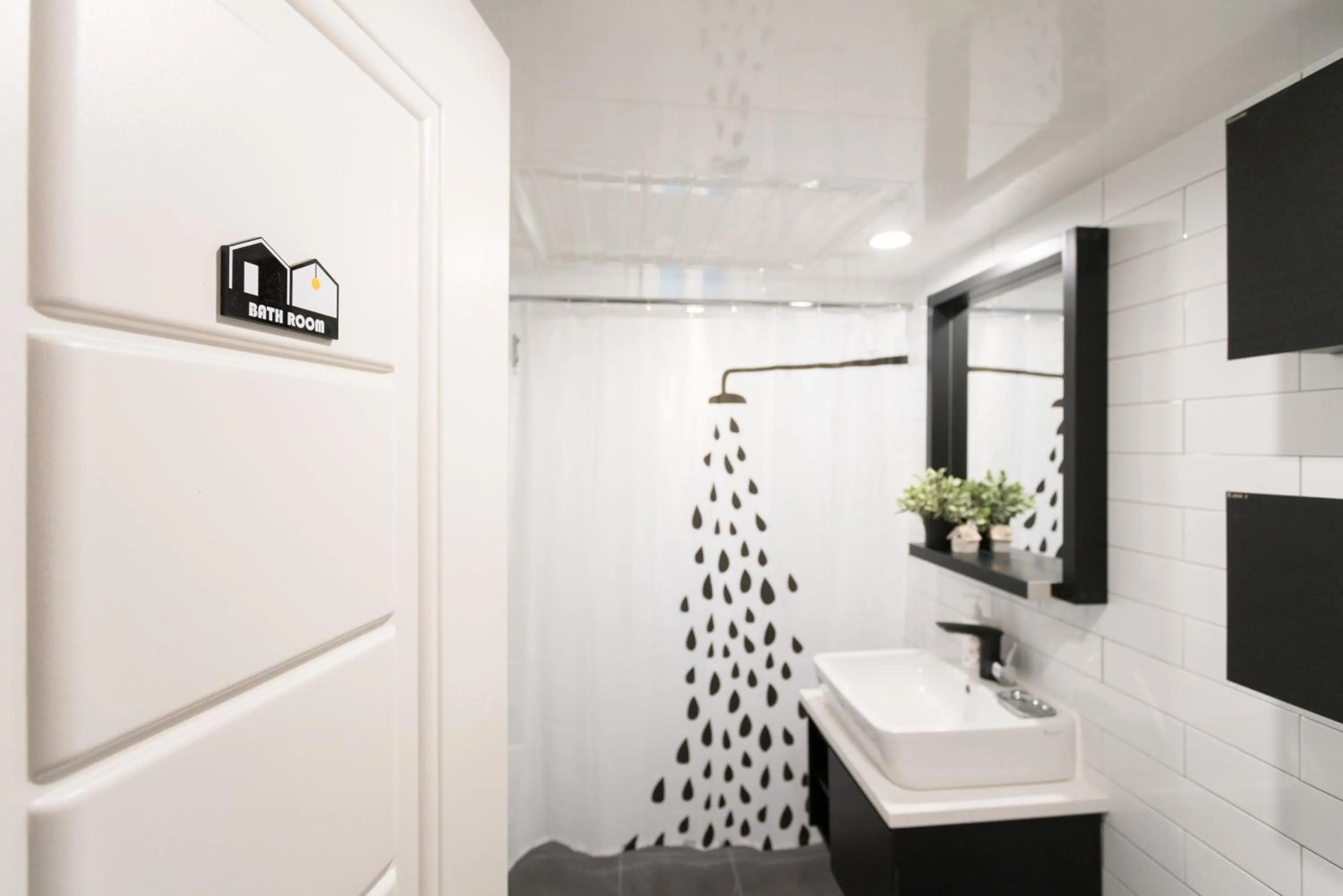 Bathroom in The Blossom Yeonnam Guesthouse