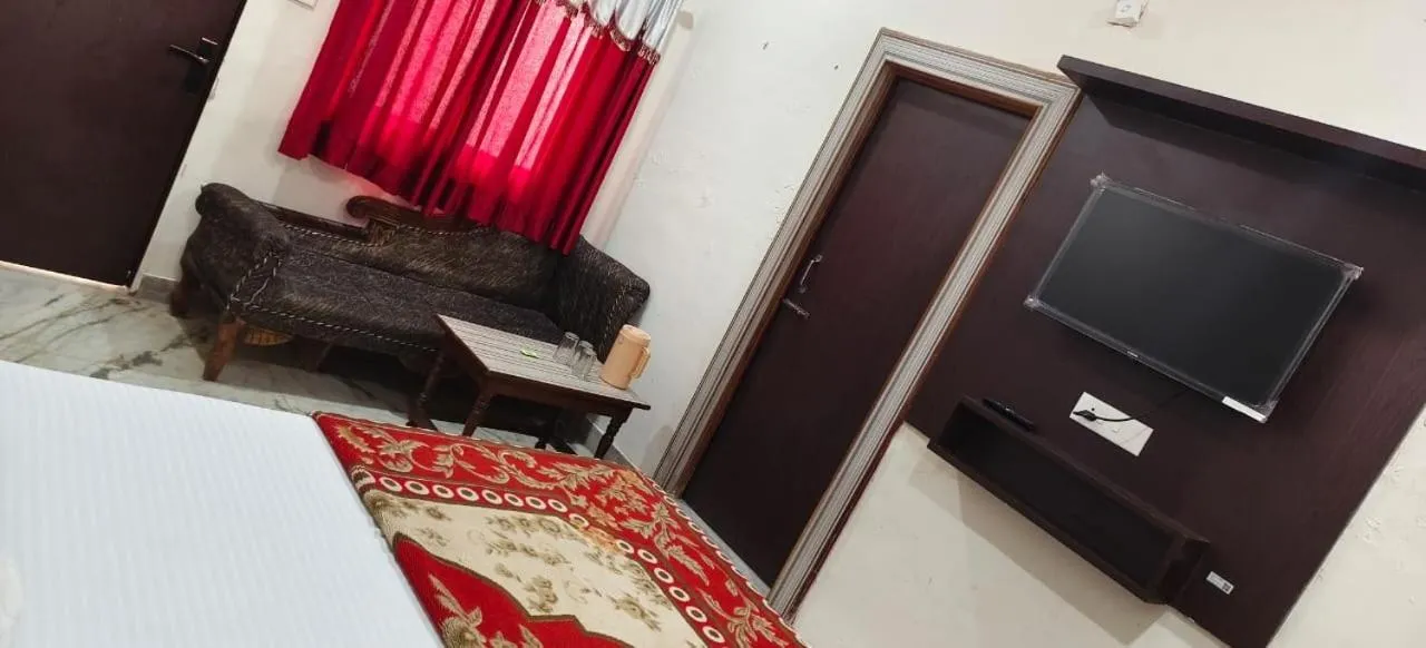 Bed in Hotel Sagar