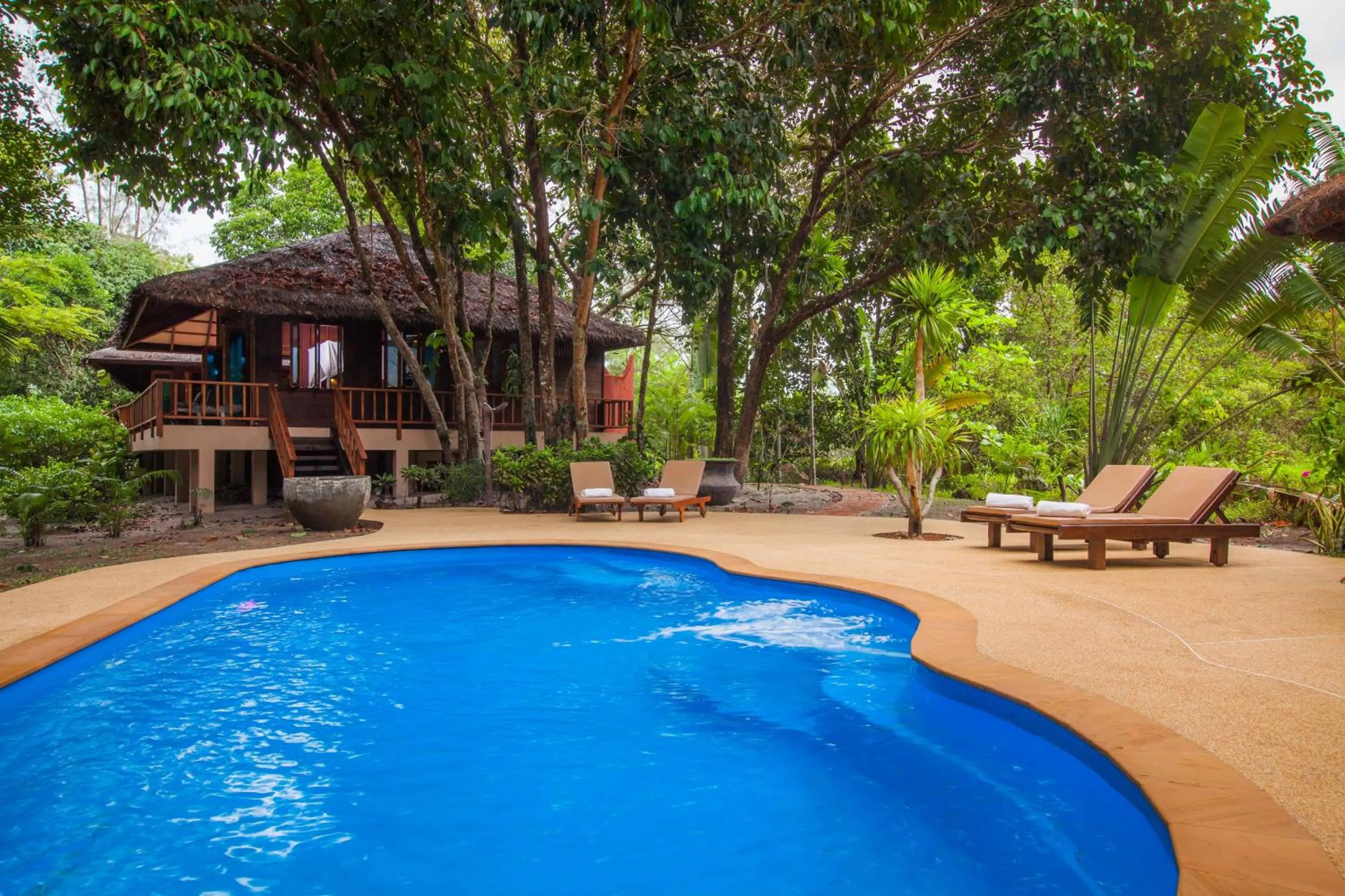 Swimming pool in Koh Jum Beach Villas "A member of Secret Retreats"