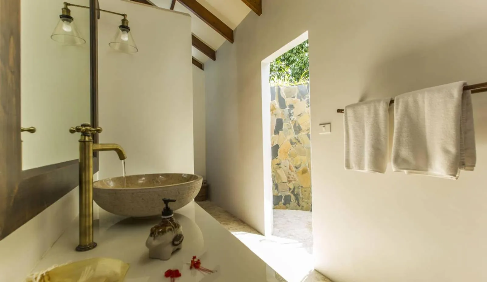 Koh Jum Beach Villas "A member of Secret Retreats"