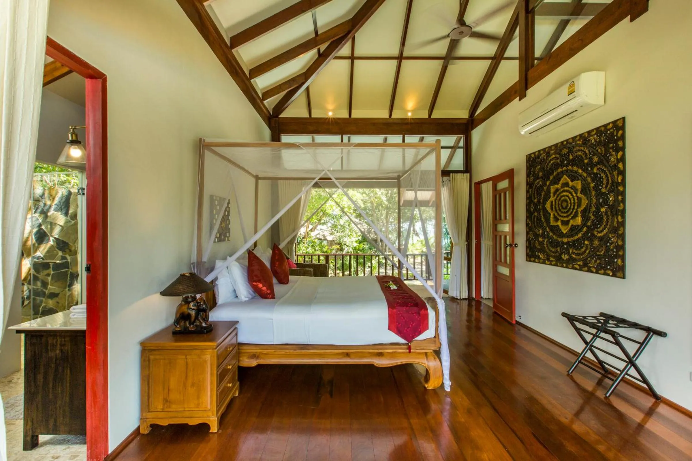 Bedroom, Bed in Koh Jum Beach Villas "A member of Secret Retreats"