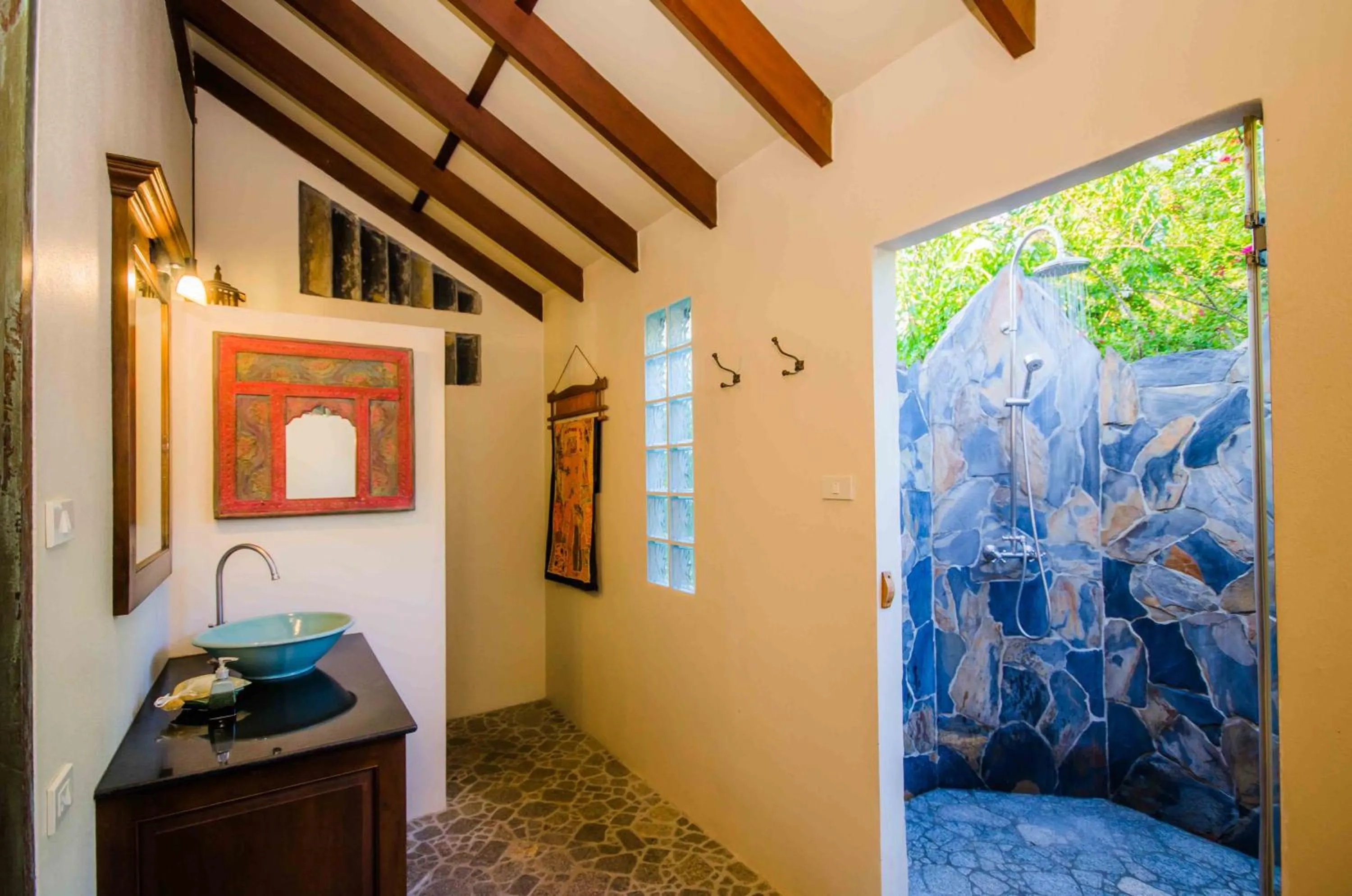 Decorative detail in Koh Jum Beach Villas "A member of Secret Retreats"