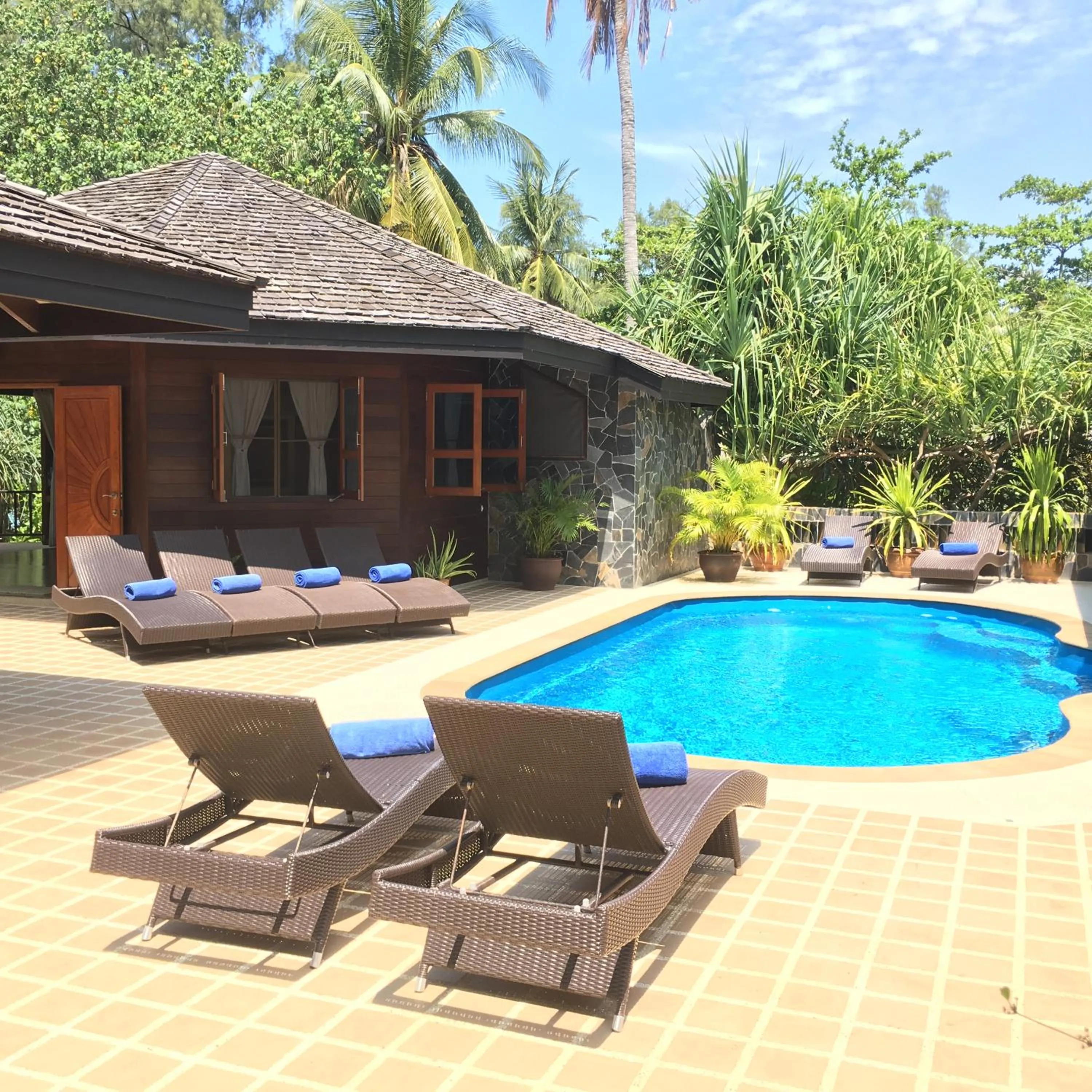 Swimming pool in Koh Jum Beach Villas "A member of Secret Retreats"