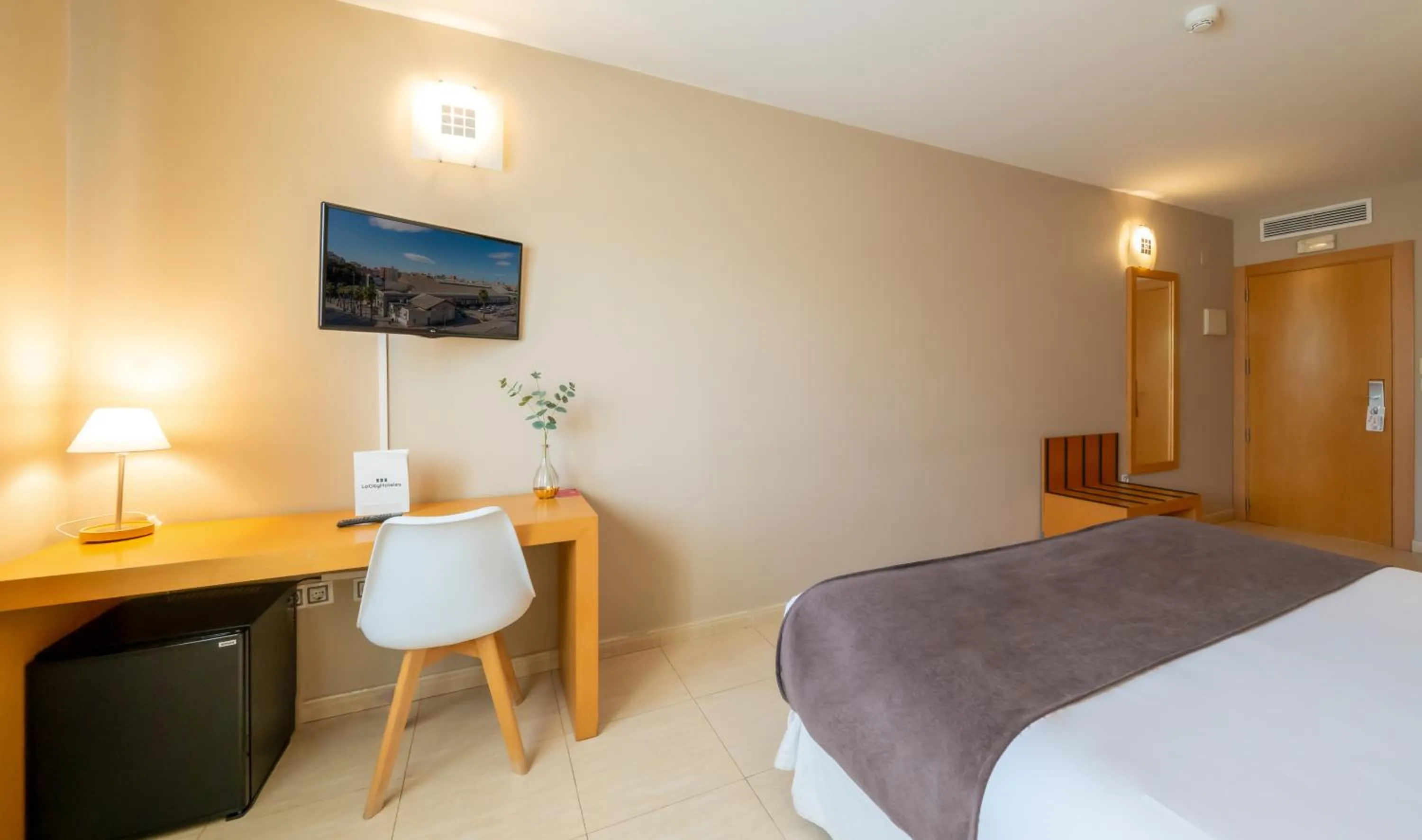 Bed in La City Estación