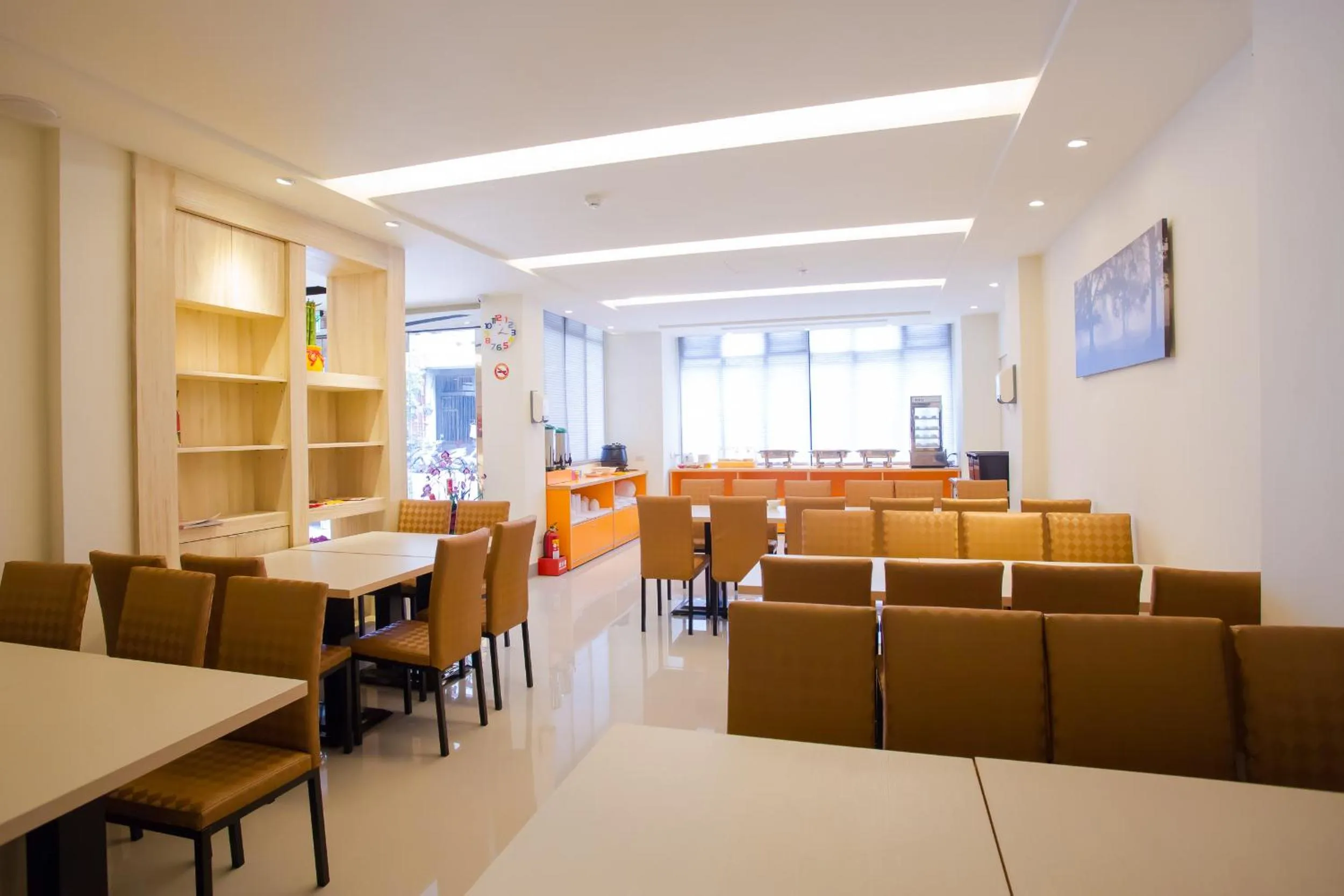 Restaurant/places to eat in Yung An Business Hotel