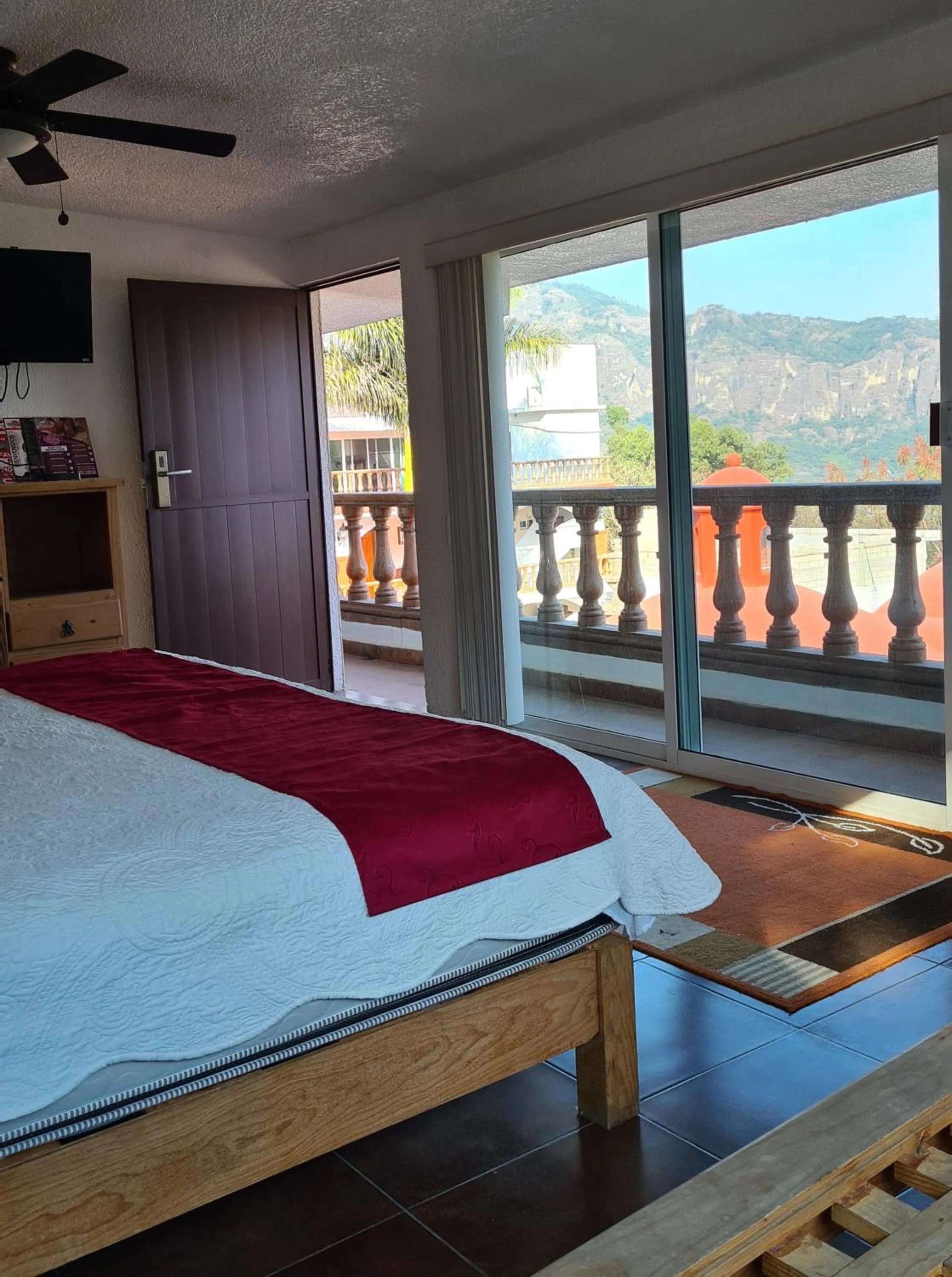 Bed in Hotel Leyenda del Tepozteco