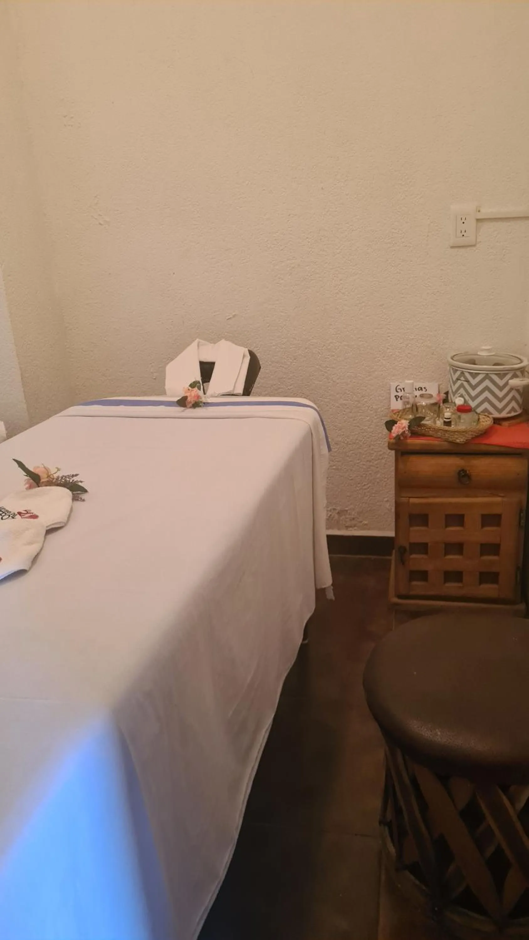 Massage, Bed in Hotel Leyenda del Tepozteco