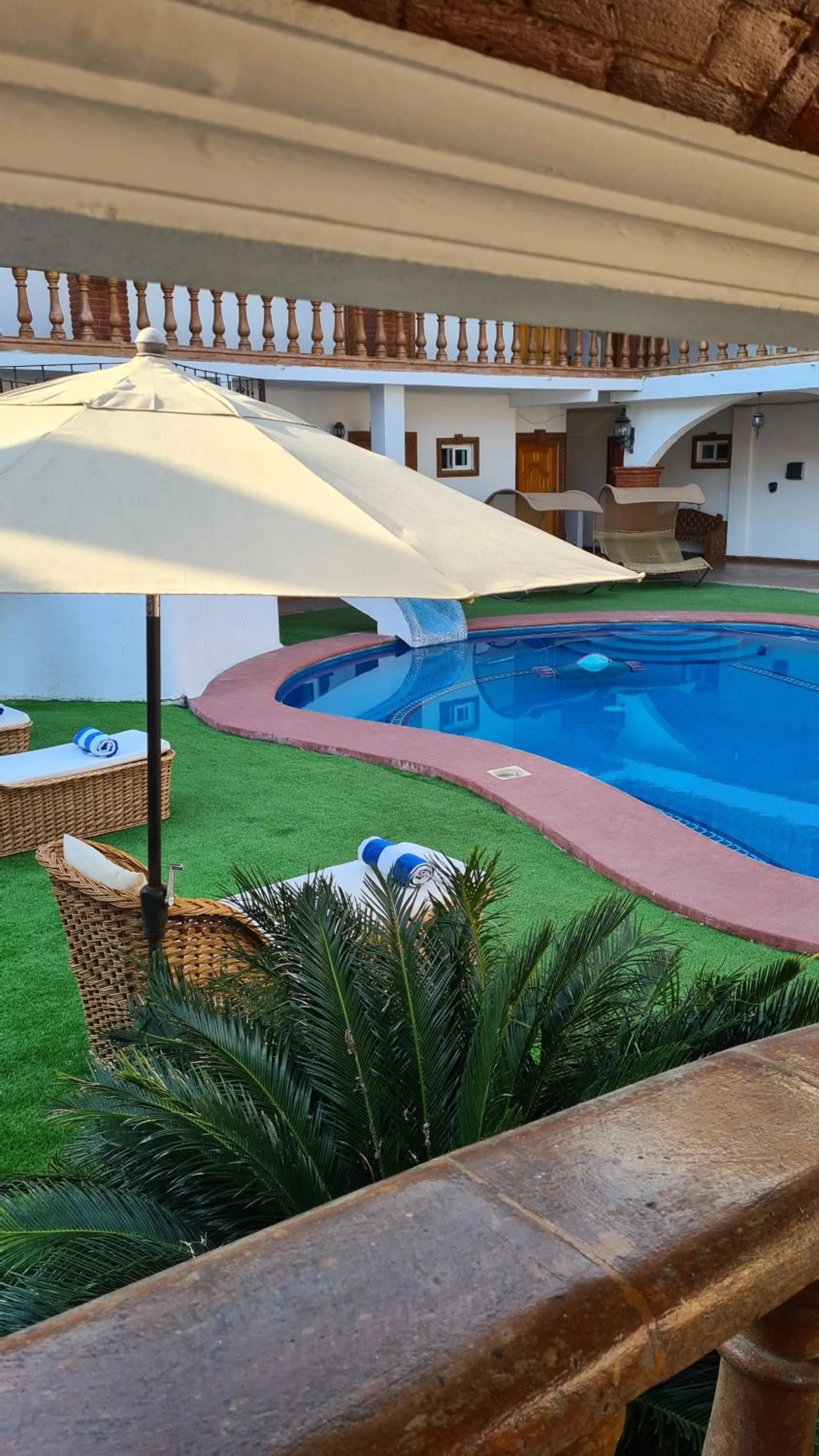 Pool view in Hotel Leyenda del Tepozteco