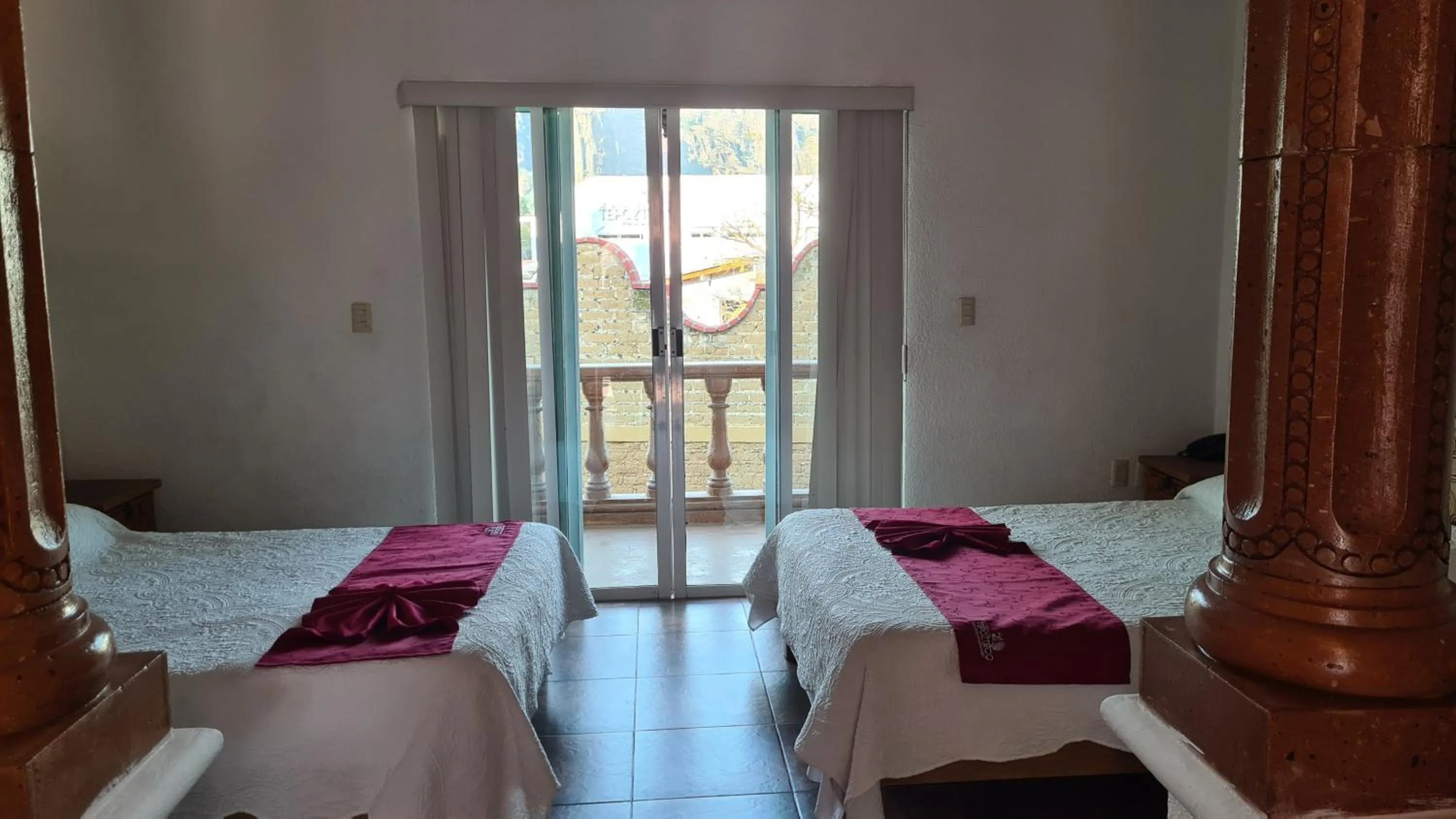 Bed in Hotel Leyenda del Tepozteco