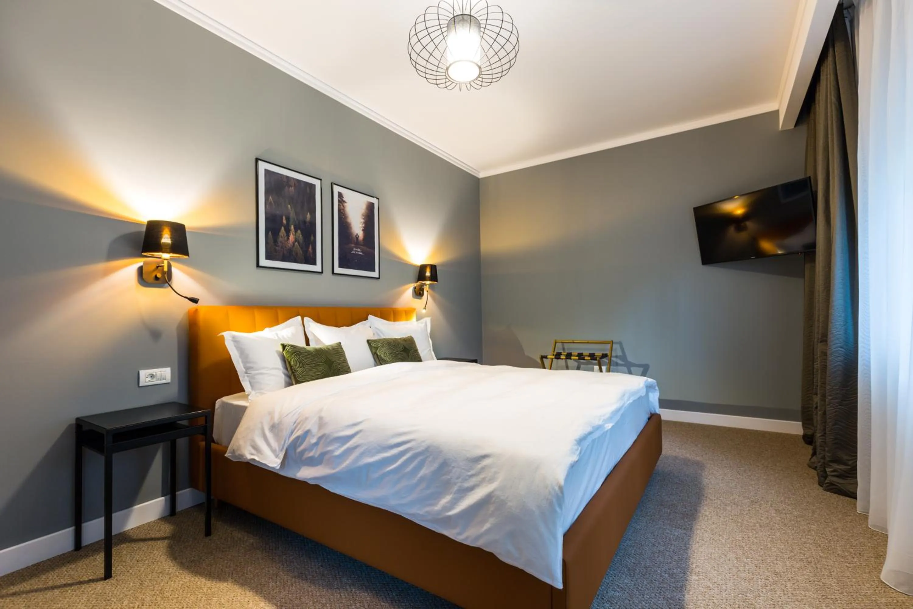 Bedroom, Bed in UpperHouse Suites & More