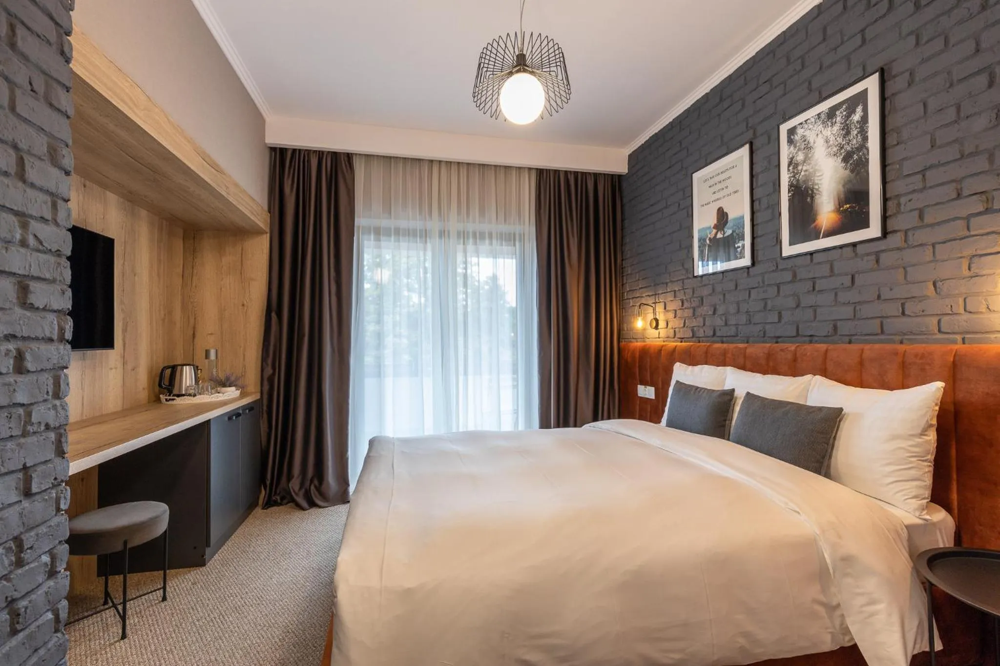 Bedroom, Bed in UpperHouse Suites & More