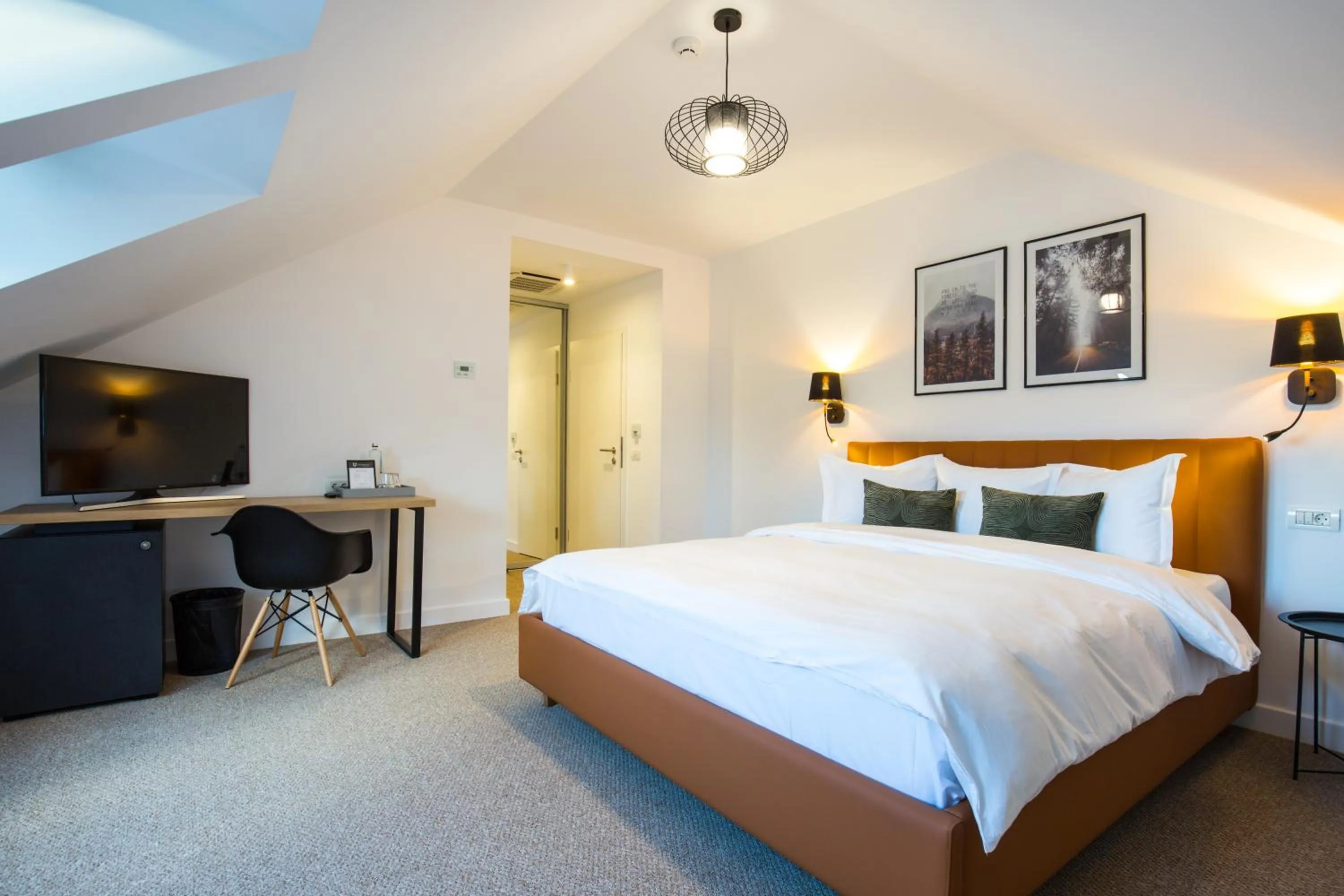 Photo of the whole room, Bed in UpperHouse Suites & More