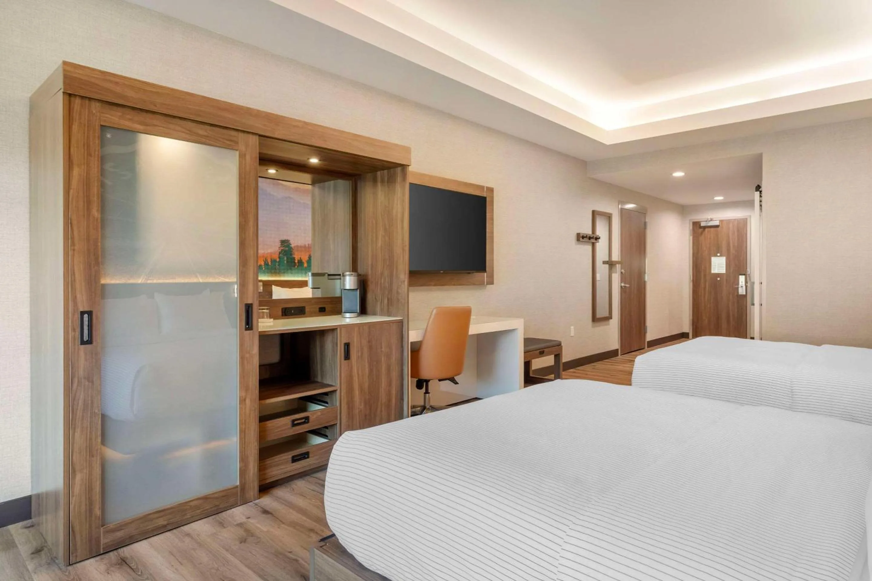 Bedroom, Bed in Cambria Hotel Pigeon Forge