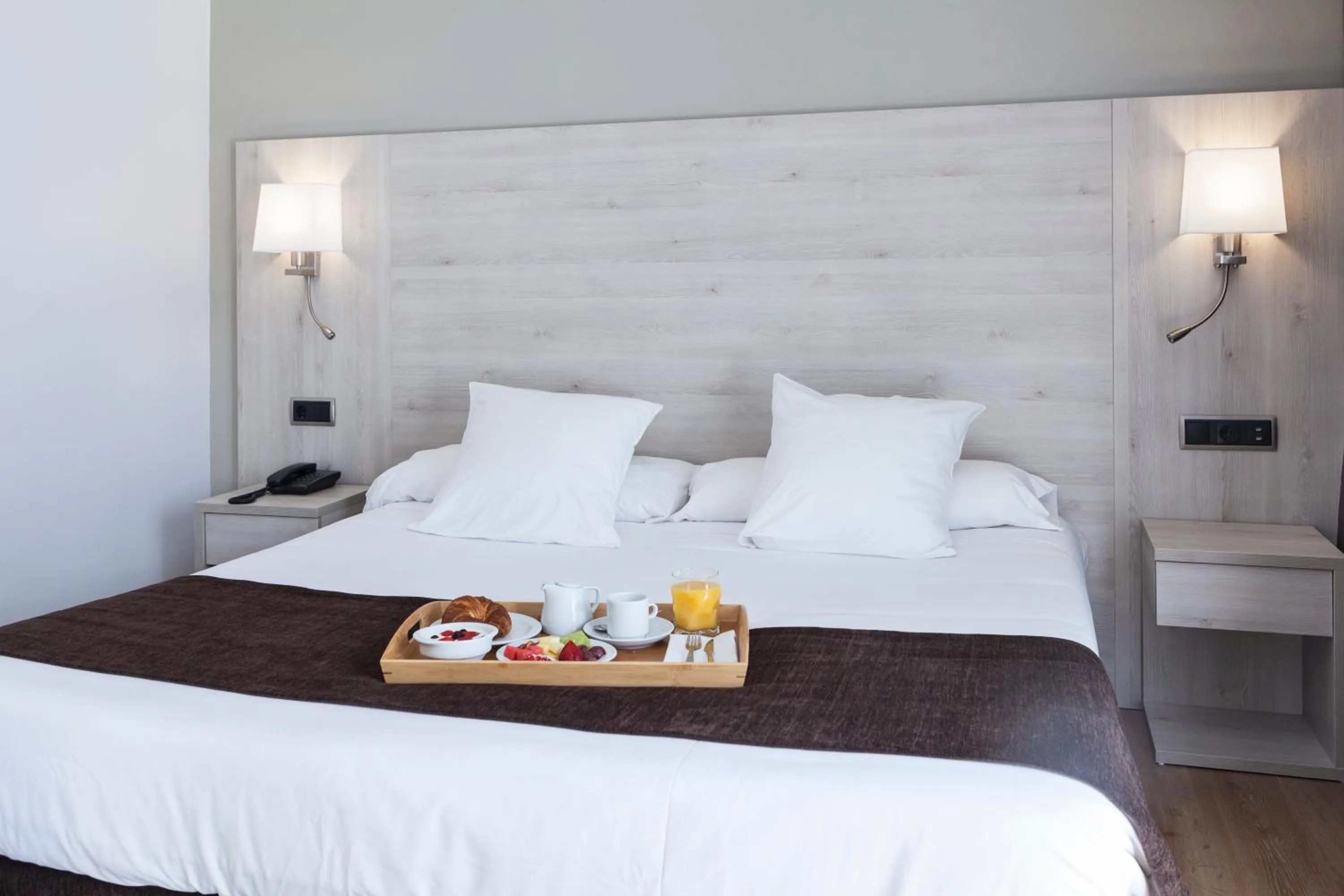 Bed in Hotel Helios Lloret